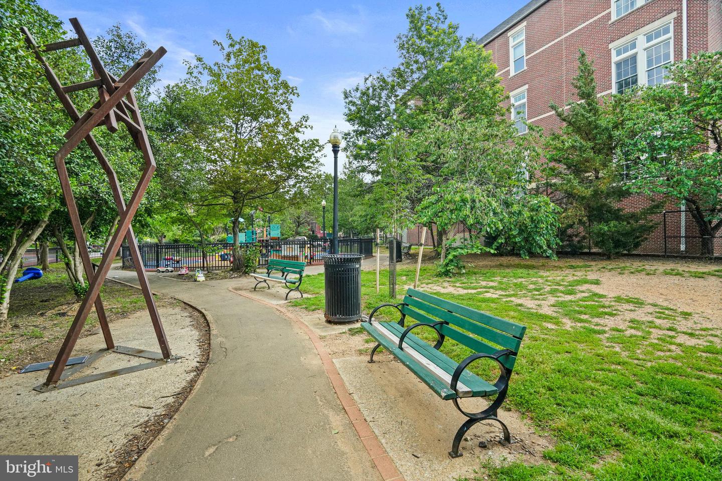 440 12TH ST NE #8, WASHINGTON, District Of Columbia 20002, 2 Bedrooms Bedrooms, ,2 BathroomsBathrooms,Residential,For sale,440 12TH ST NE #8,DCDC2204492 MLS # DCDC2204492
