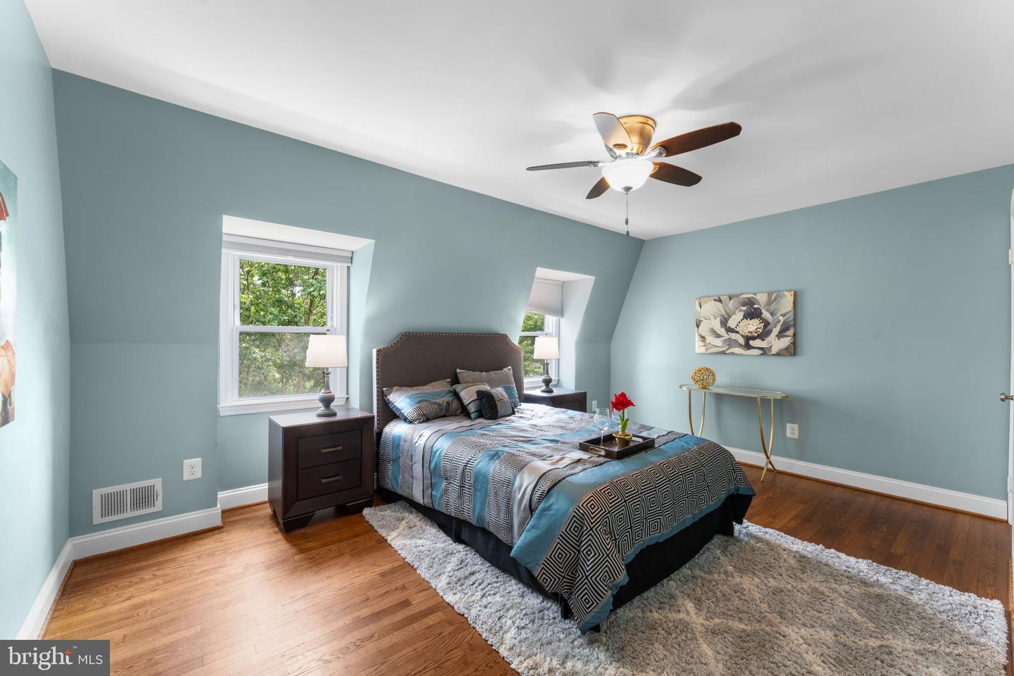 412 E DUNCAN AVE, ALEXANDRIA, Virginia 22301, 2 Bedrooms Bedrooms, ,2 BathroomsBathrooms,Residential,For sale,412 E DUNCAN AVE,VAAX2046220 MLS # VAAX2046220