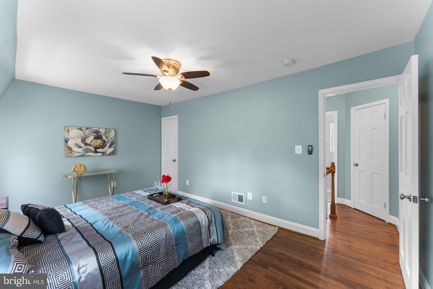 412 E DUNCAN AVE, ALEXANDRIA, Virginia 22301, 2 Bedrooms Bedrooms, ,2 BathroomsBathrooms,Residential,For sale,412 E DUNCAN AVE,VAAX2046220 MLS # VAAX2046220