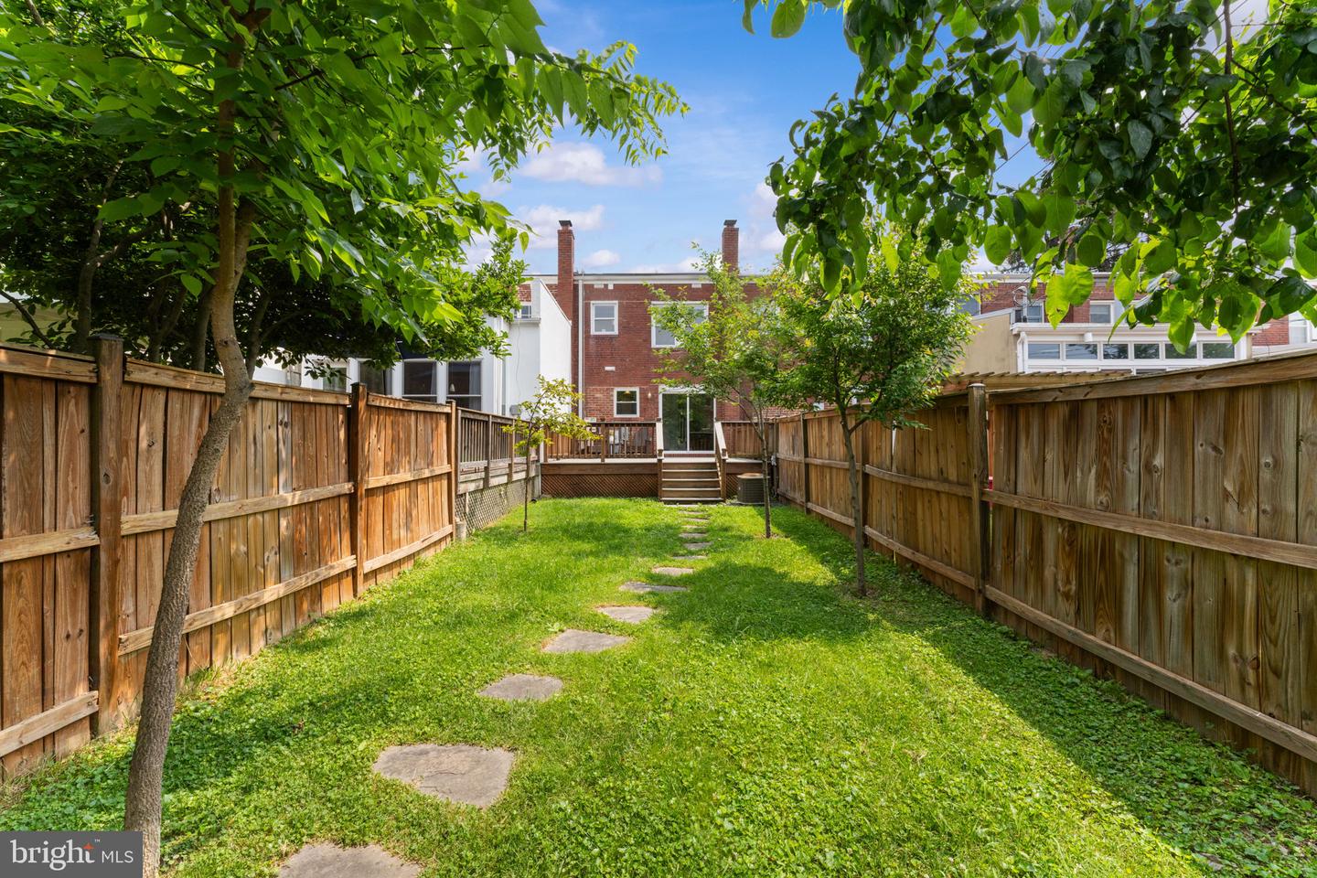 412 E DUNCAN AVE, ALEXANDRIA, Virginia 22301, 2 Bedrooms Bedrooms, ,2 BathroomsBathrooms,Residential,For sale,412 E DUNCAN AVE,VAAX2046220 MLS # VAAX2046220