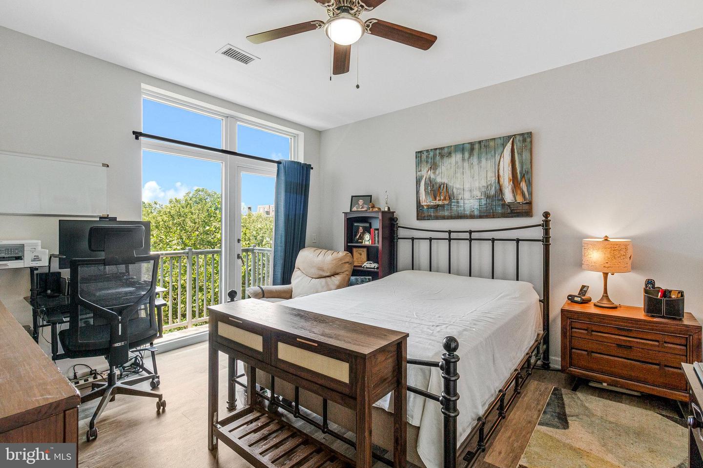 444 W BROAD ST #401, FALLS CHURCH, Virginia 22046, 2 Bedrooms Bedrooms, ,2 BathroomsBathrooms,Residential,For sale,444 W BROAD ST #401,VAFA2003084 MLS # VAFA2003084