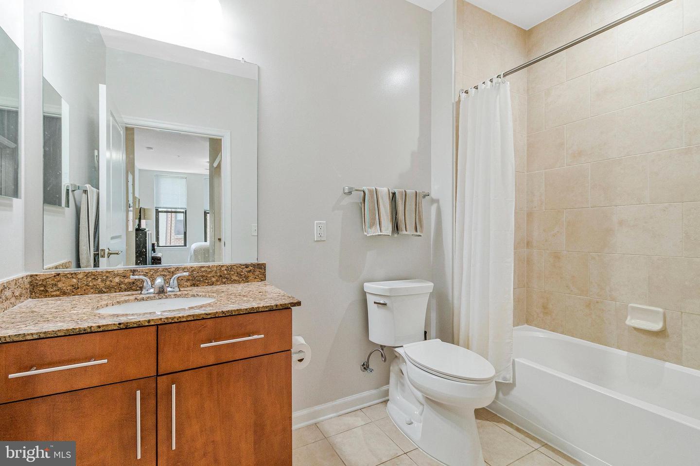 444 W BROAD ST #401, FALLS CHURCH, Virginia 22046, 2 Bedrooms Bedrooms, ,2 BathroomsBathrooms,Residential,For sale,444 W BROAD ST #401,VAFA2003084 MLS # VAFA2003084