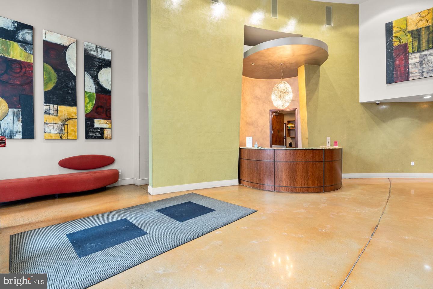 444 W BROAD ST #401, FALLS CHURCH, Virginia 22046, 2 Bedrooms Bedrooms, ,2 BathroomsBathrooms,Residential,For sale,444 W BROAD ST #401,VAFA2003084 MLS # VAFA2003084
