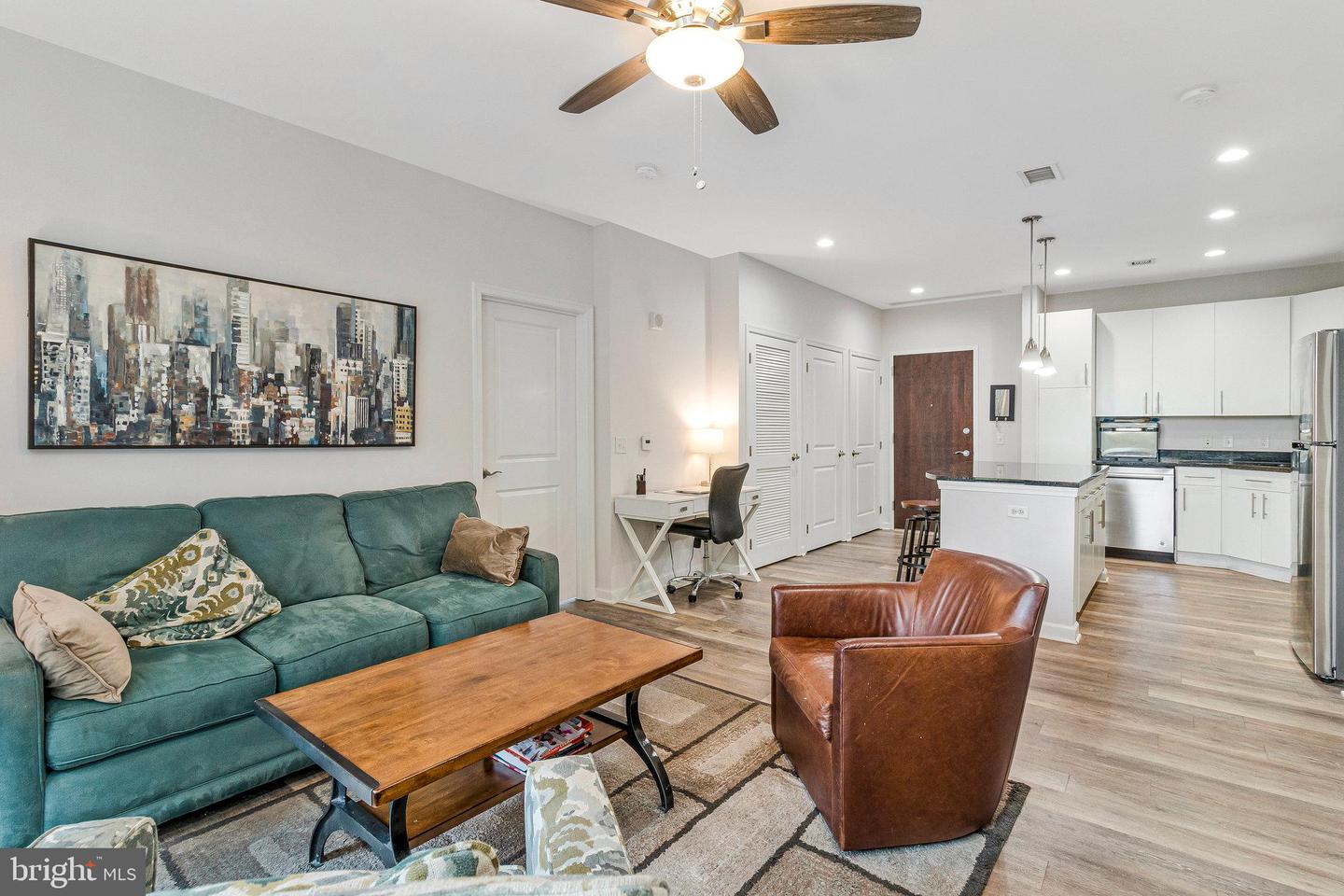 444 W BROAD ST #401, FALLS CHURCH, Virginia 22046, 2 Bedrooms Bedrooms, ,2 BathroomsBathrooms,Residential,For sale,444 W BROAD ST #401,VAFA2003084 MLS # VAFA2003084