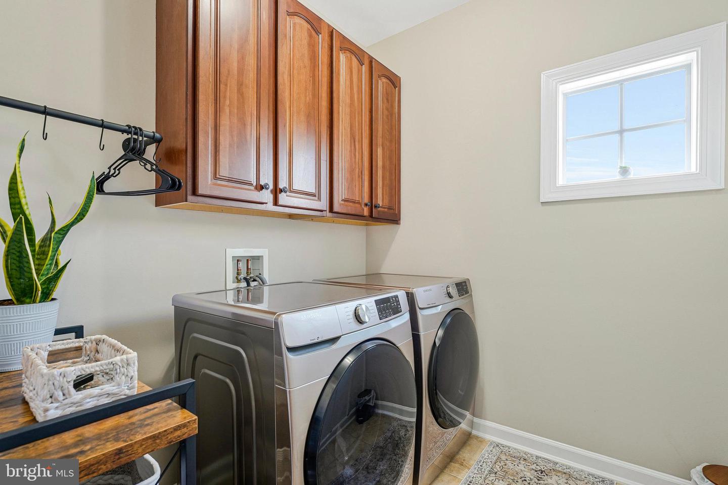 14300 DOWDEN DOWNS DR, HAYMARKET, Virginia 20169, 5 Bedrooms Bedrooms, ,4 BathroomsBathrooms,Residential,For sale,14300 DOWDEN DOWNS DR,VAPW2096602 MLS # VAPW2096602