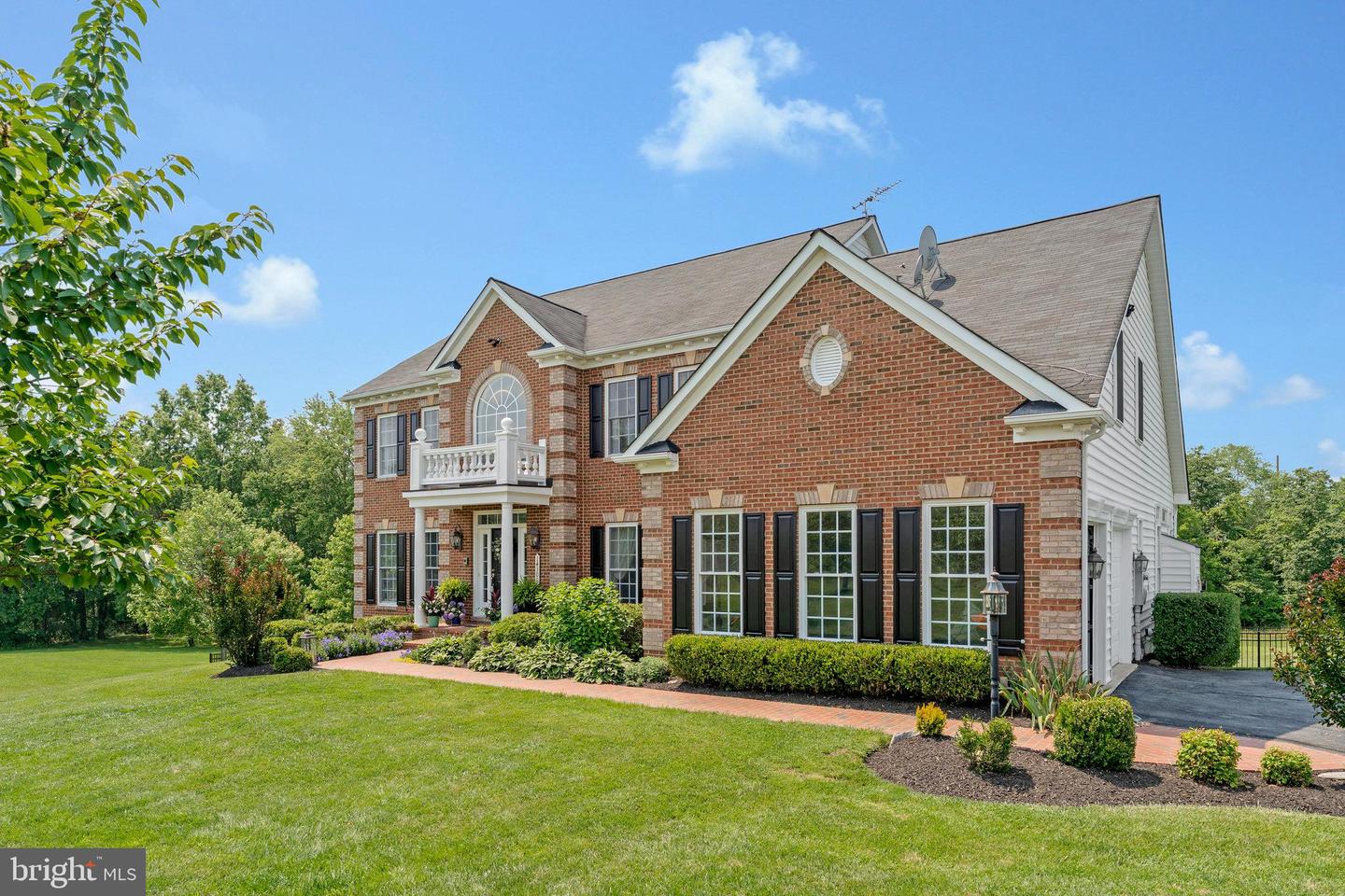 14300 DOWDEN DOWNS DR, HAYMARKET, Virginia 20169, 5 Bedrooms Bedrooms, ,4 BathroomsBathrooms,Residential,For sale,14300 DOWDEN DOWNS DR,VAPW2096602 MLS # VAPW2096602