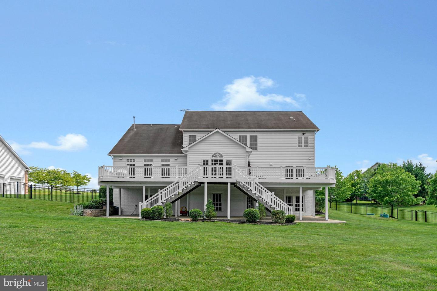 14300 DOWDEN DOWNS DR, HAYMARKET, Virginia 20169, 5 Bedrooms Bedrooms, ,4 BathroomsBathrooms,Residential,For sale,14300 DOWDEN DOWNS DR,VAPW2096602 MLS # VAPW2096602