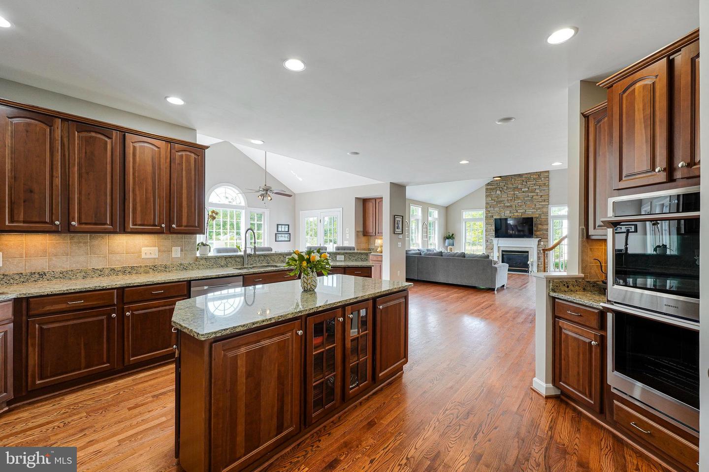 14300 DOWDEN DOWNS DR, HAYMARKET, Virginia 20169, 5 Bedrooms Bedrooms, ,4 BathroomsBathrooms,Residential,For sale,14300 DOWDEN DOWNS DR,VAPW2096602 MLS # VAPW2096602