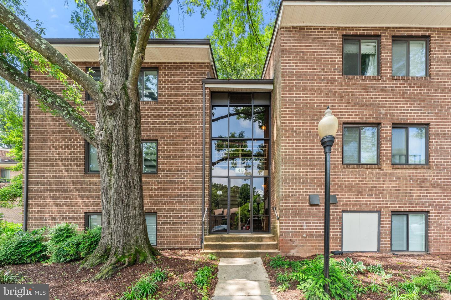 1413 NORTHGATE SQ #13/2A, RESTON, Virginia 20190, 1 Bedroom Bedrooms, 1 Room Rooms,1 BathroomBathrooms,Residential,For sale,1413 NORTHGATE SQ #13/2A,VAFX2246310 MLS # VAFX2246310
