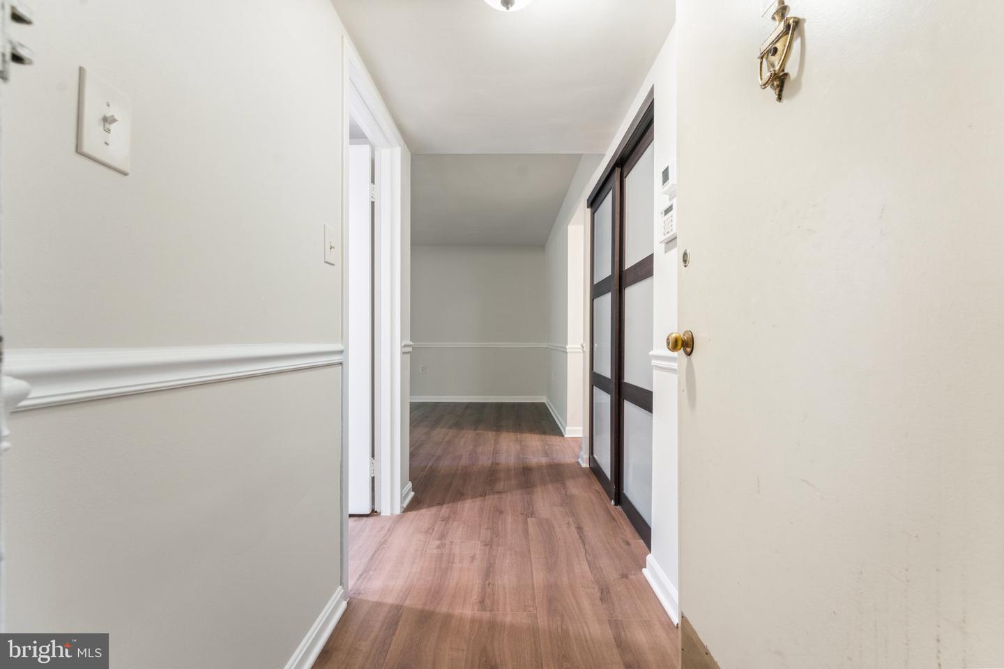 1413 NORTHGATE SQ #13/2A, RESTON, Virginia 20190, 1 Bedroom Bedrooms, 1 Room Rooms,1 BathroomBathrooms,Residential,For sale,1413 NORTHGATE SQ #13/2A,VAFX2246310 MLS # VAFX2246310