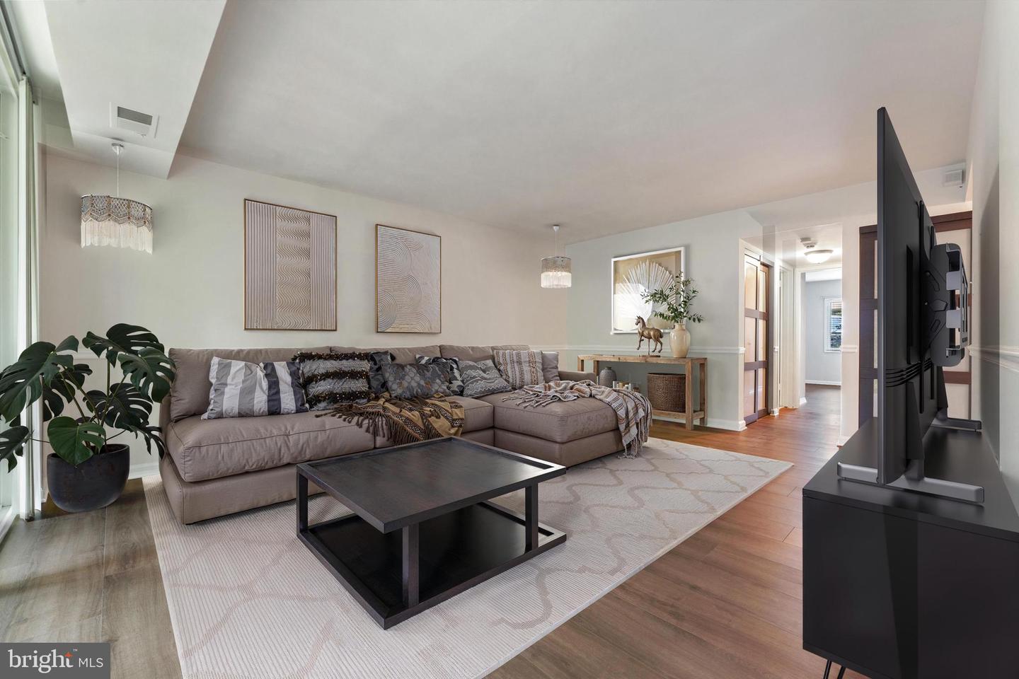 1413 NORTHGATE SQ #13/2A, RESTON, Virginia 20190, 1 Bedroom Bedrooms, 1 Room Rooms,1 BathroomBathrooms,Residential,For sale,1413 NORTHGATE SQ #13/2A,VAFX2246310 MLS # VAFX2246310