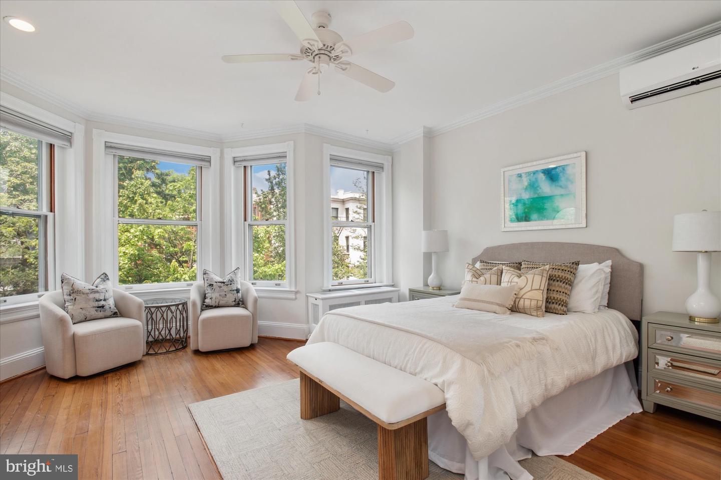 6 7TH ST SE, WASHINGTON, District Of Columbia 20003, 6 Bedrooms Bedrooms, ,5 BathroomsBathrooms,Residential,For sale,6 7TH ST SE,DCDC2204752 MLS # DCDC2204752