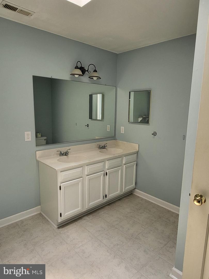 338 MEADOW RIDGE RD, TROY, Virginia 22974, 4 Bedrooms Bedrooms, ,2 BathroomsBathrooms,Residential,For sale,338 MEADOW RIDGE RD,VALA2008004 MLS # VALA2008004