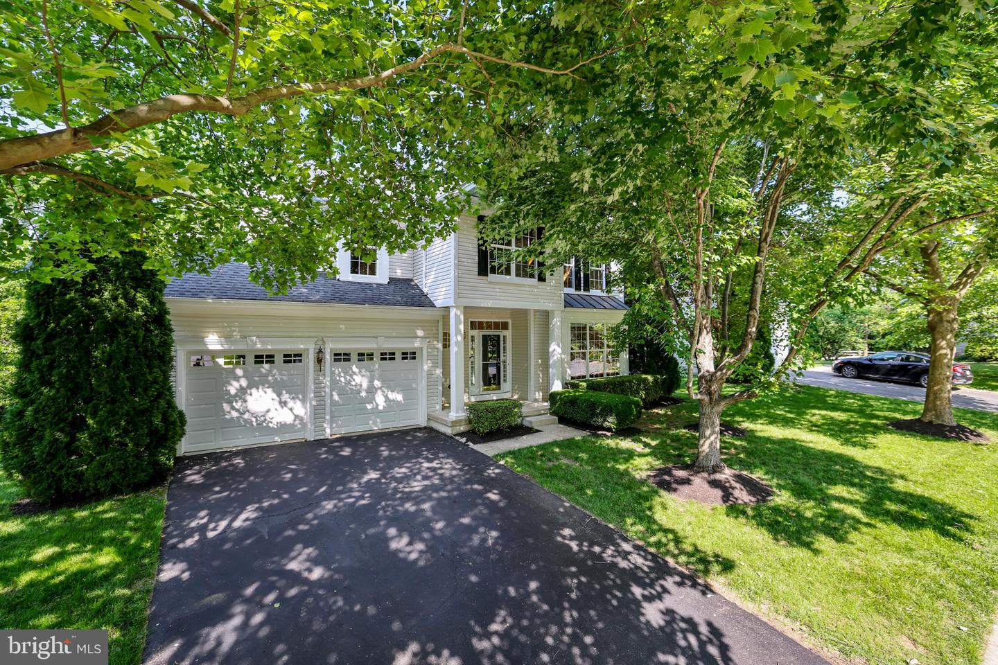 17542 FALLS PL, ROUND HILL, Virginia 20141, 4 Bedrooms Bedrooms, ,3 BathroomsBathrooms,Residential,For sale,17542 FALLS PL,VALO2099108 MLS # VALO2099108