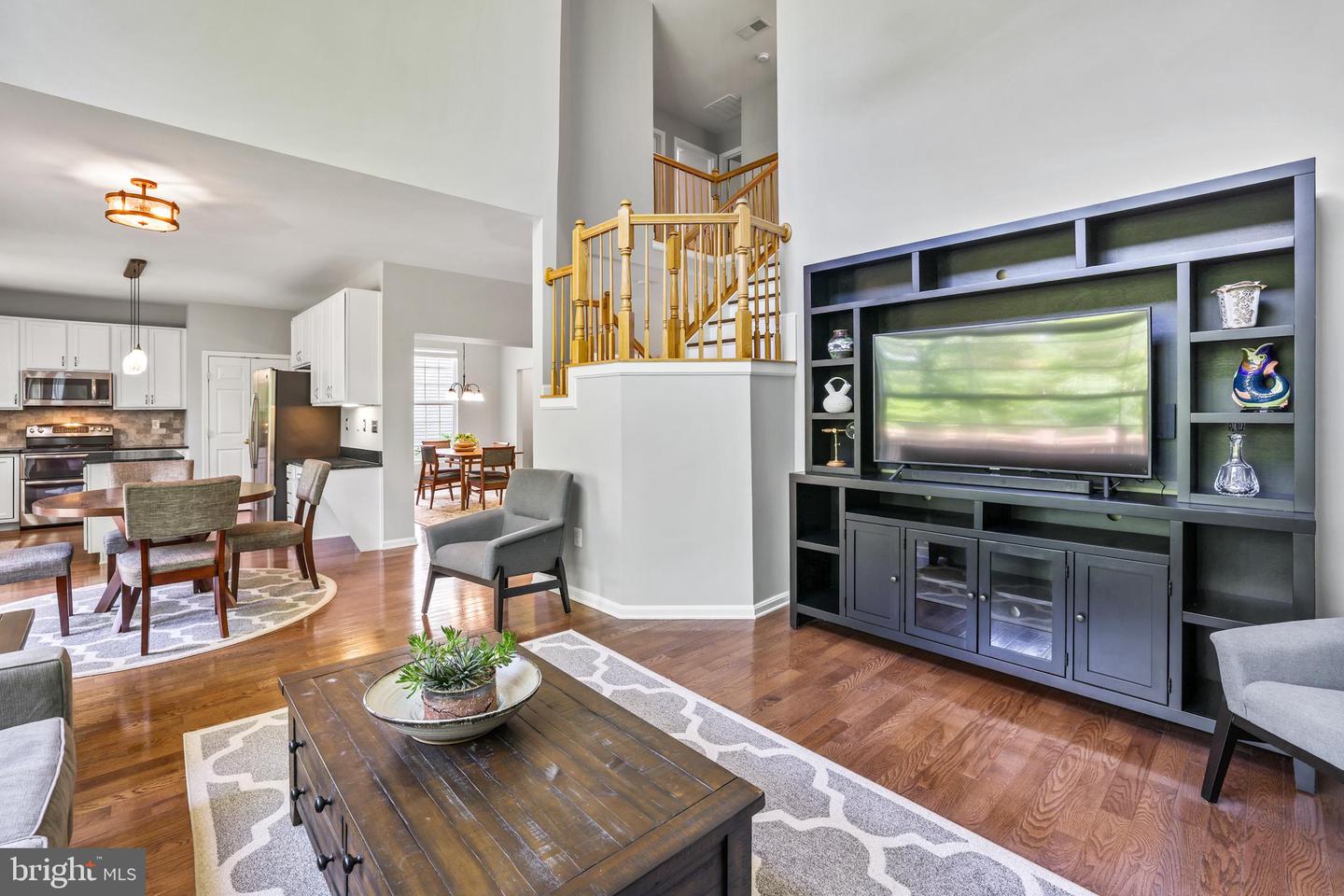 17542 FALLS PL, ROUND HILL, Virginia 20141, 4 Bedrooms Bedrooms, ,3 BathroomsBathrooms,Residential,For sale,17542 FALLS PL,VALO2099108 MLS # VALO2099108