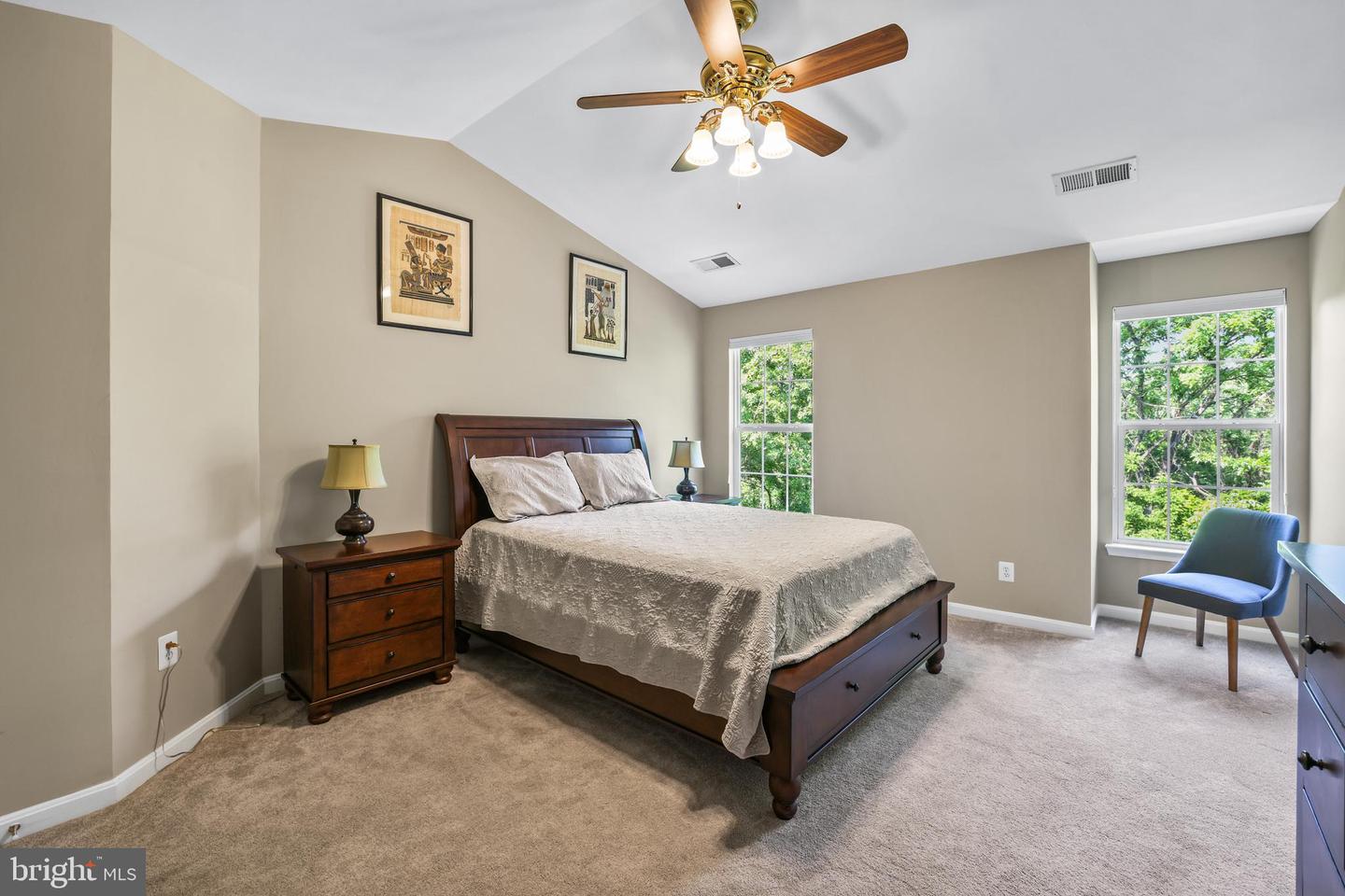 17542 FALLS PL, ROUND HILL, Virginia 20141, 4 Bedrooms Bedrooms, ,3 BathroomsBathrooms,Residential,For sale,17542 FALLS PL,VALO2099108 MLS # VALO2099108
