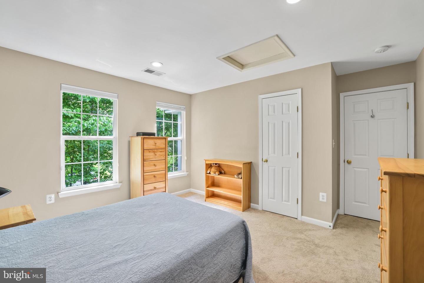 17542 FALLS PL, ROUND HILL, Virginia 20141, 4 Bedrooms Bedrooms, ,3 BathroomsBathrooms,Residential,For sale,17542 FALLS PL,VALO2099108 MLS # VALO2099108