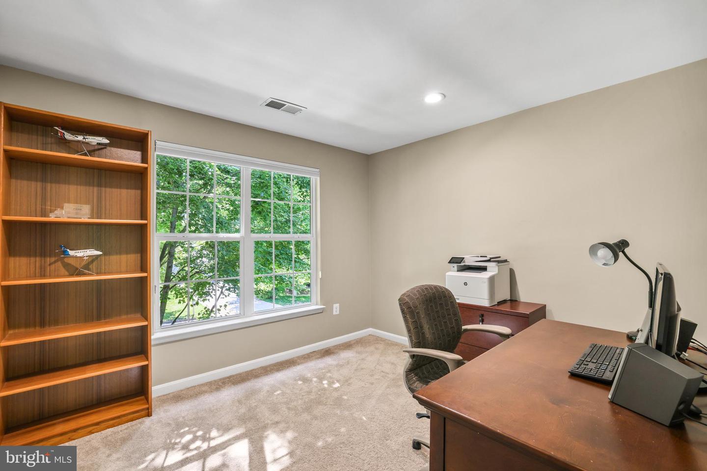 17542 FALLS PL, ROUND HILL, Virginia 20141, 4 Bedrooms Bedrooms, ,3 BathroomsBathrooms,Residential,For sale,17542 FALLS PL,VALO2099108 MLS # VALO2099108