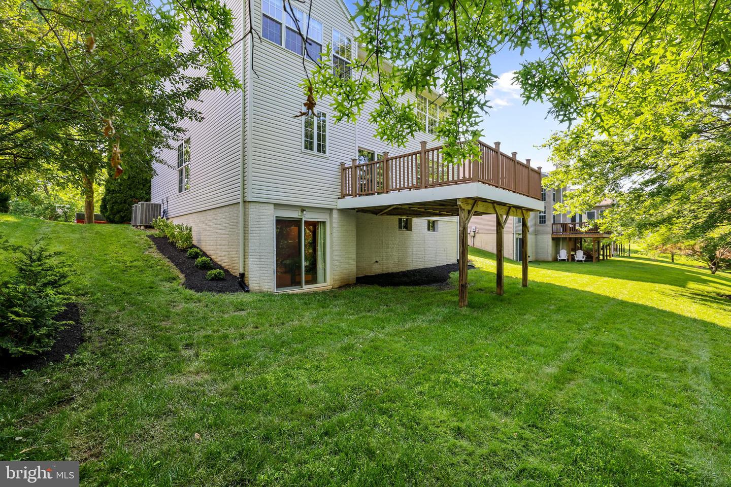 17542 FALLS PL, ROUND HILL, Virginia 20141, 4 Bedrooms Bedrooms, ,3 BathroomsBathrooms,Residential,For sale,17542 FALLS PL,VALO2099108 MLS # VALO2099108