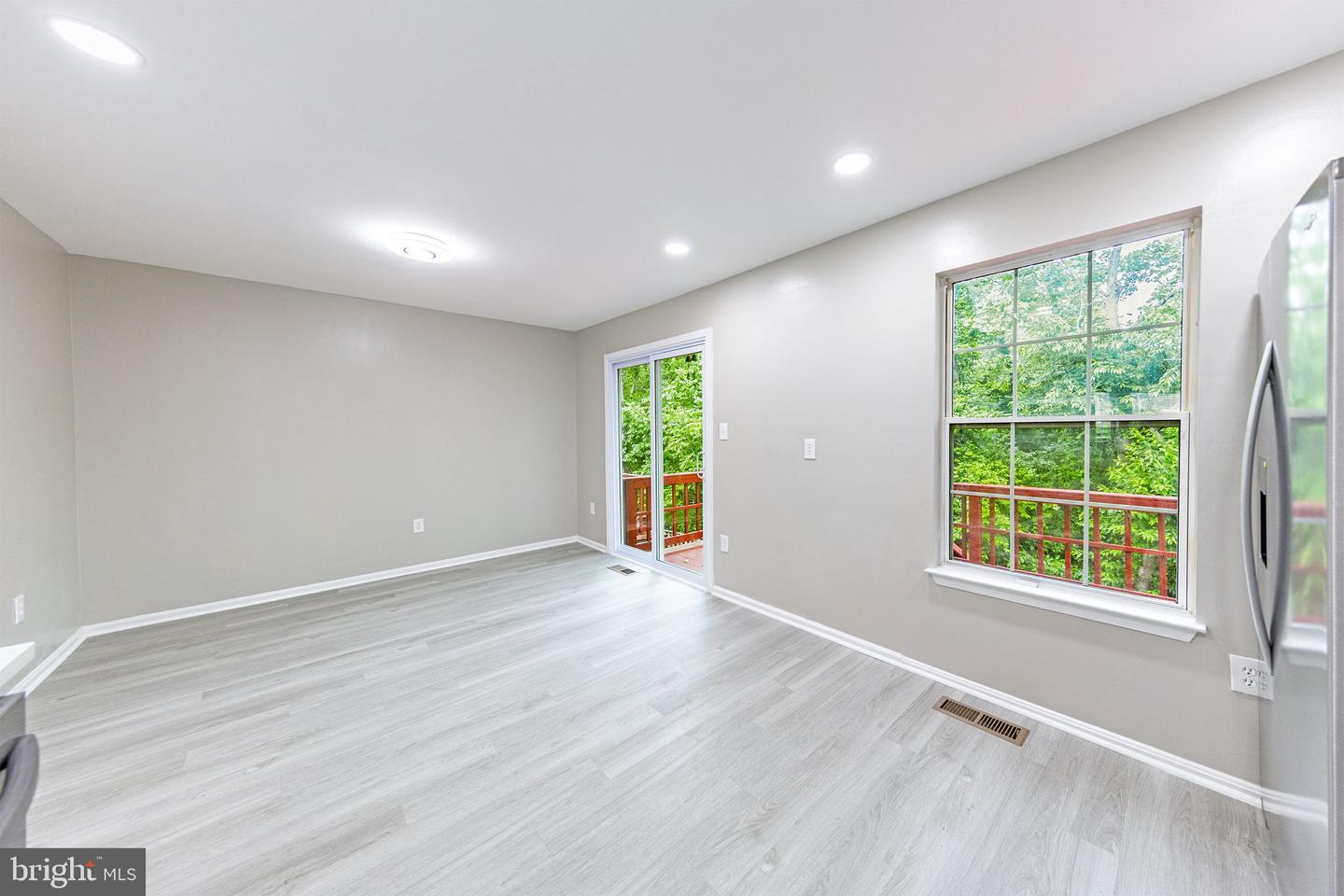 344 MOSEBY CT, MANASSAS PARK, Virginia 20111, 4 Bedrooms Bedrooms, ,3 BathroomsBathrooms,Residential,For sale,344 MOSEBY CT,VAMP2003094 MLS # VAMP2003094