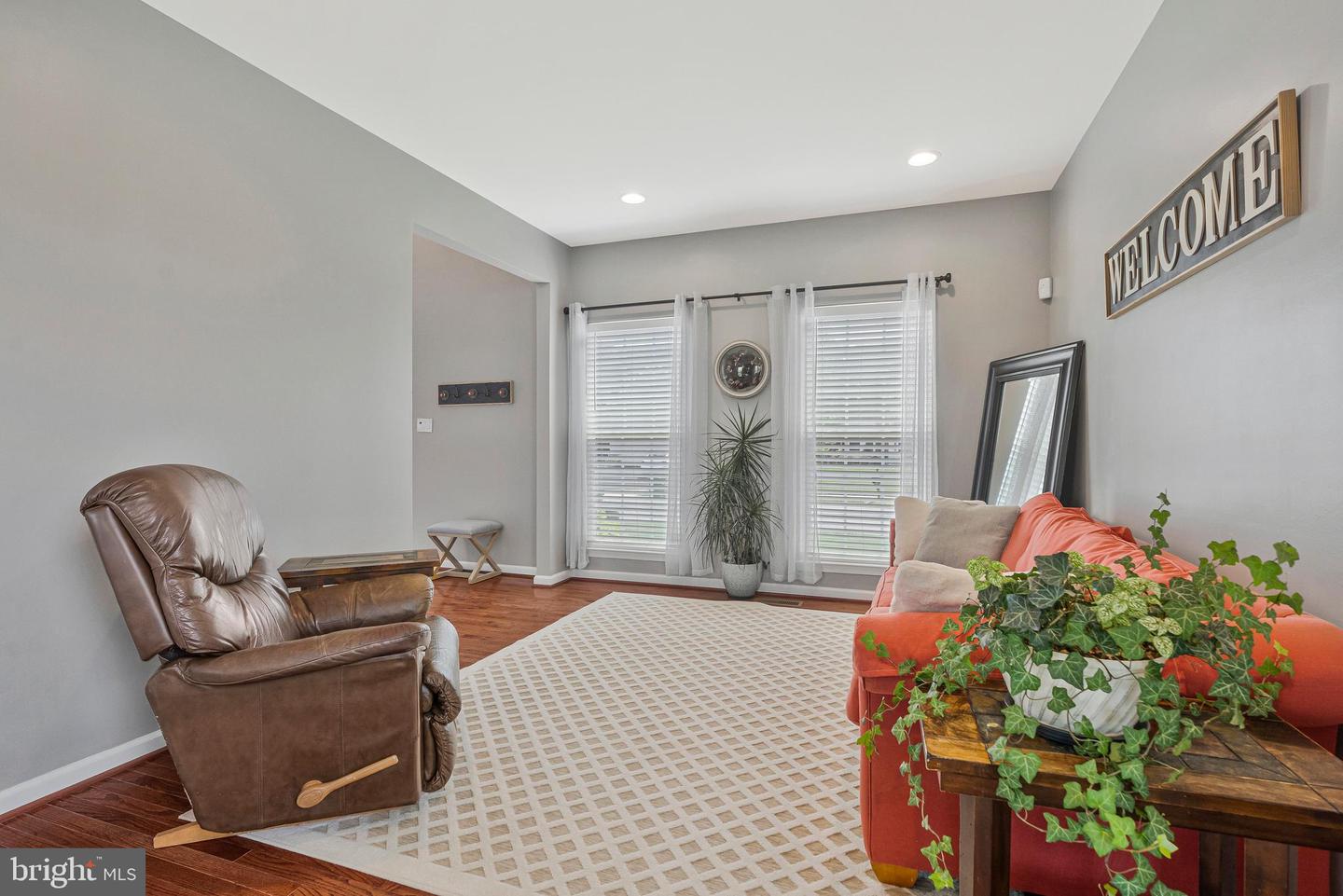 41566 BOSTONIAN PL, ALDIE, Virginia 20105, 5 Bedrooms Bedrooms, ,3 BathroomsBathrooms,Residential,For sale,41566 BOSTONIAN PL,VALO2099114 MLS # VALO2099114