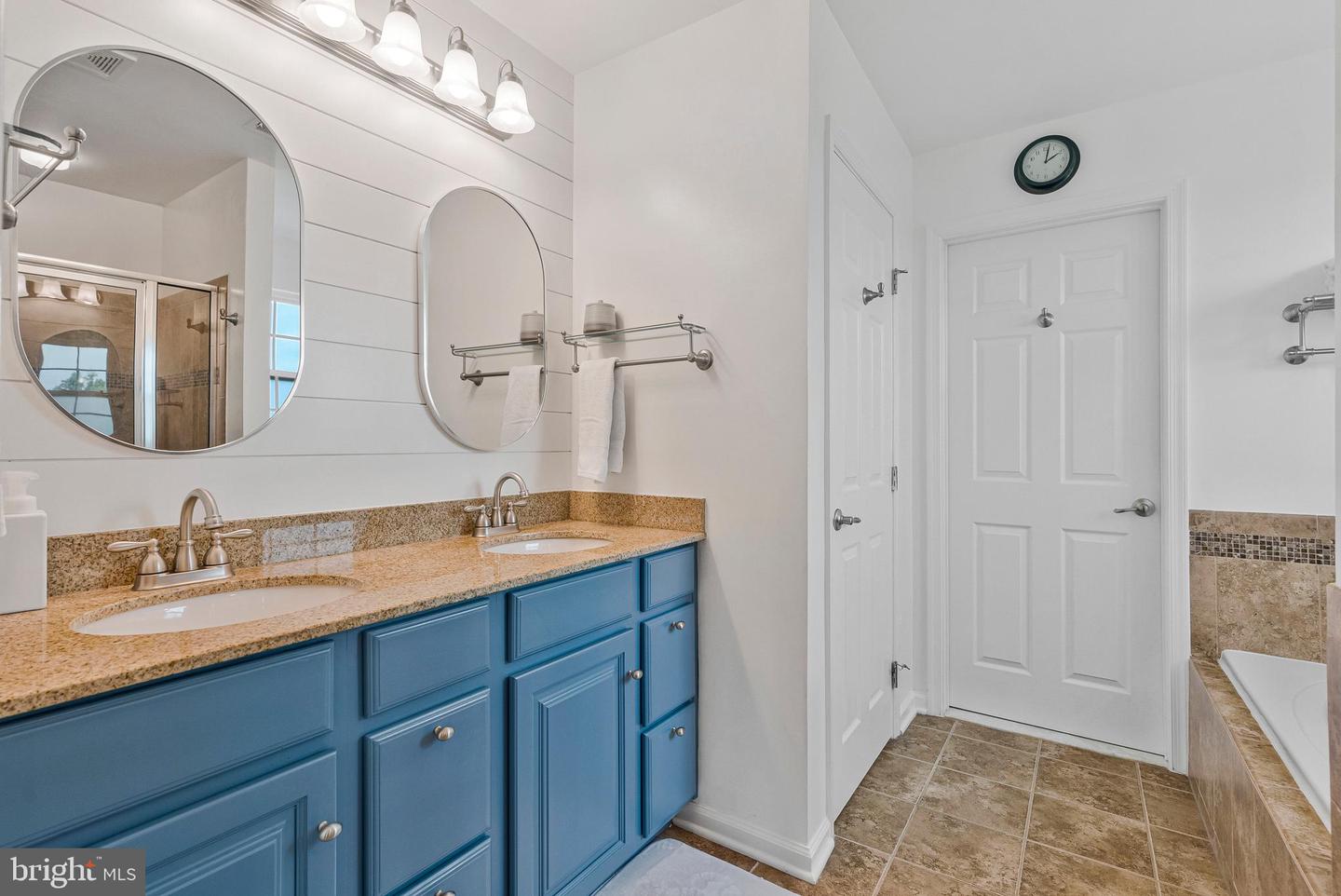 41566 BOSTONIAN PL, ALDIE, Virginia 20105, 5 Bedrooms Bedrooms, ,3 BathroomsBathrooms,Residential,For sale,41566 BOSTONIAN PL,VALO2099114 MLS # VALO2099114