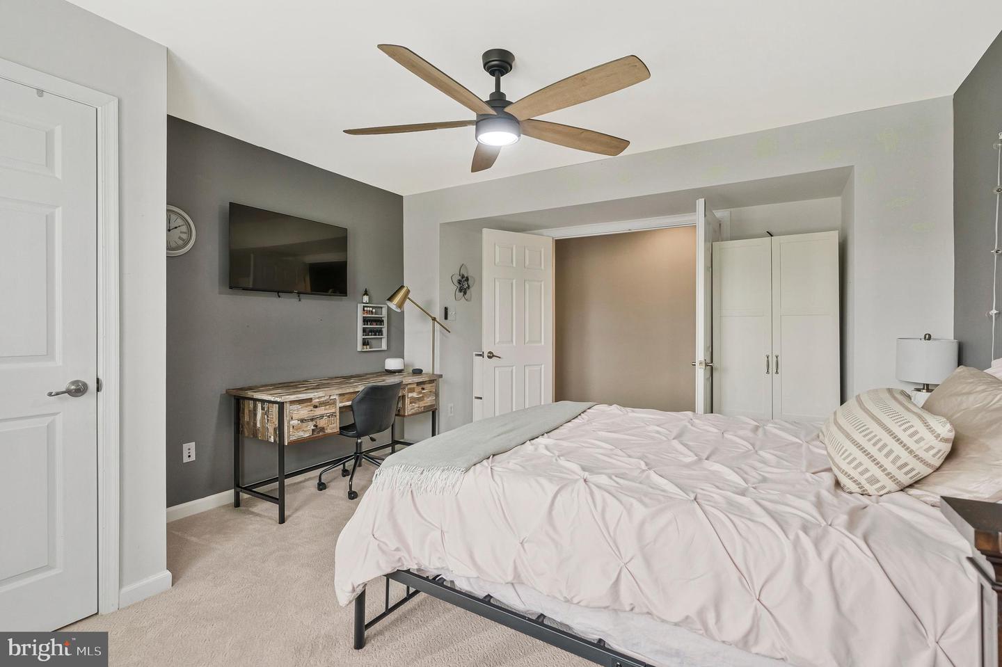 41566 BOSTONIAN PL, ALDIE, Virginia 20105, 5 Bedrooms Bedrooms, ,3 BathroomsBathrooms,Residential,For sale,41566 BOSTONIAN PL,VALO2099114 MLS # VALO2099114