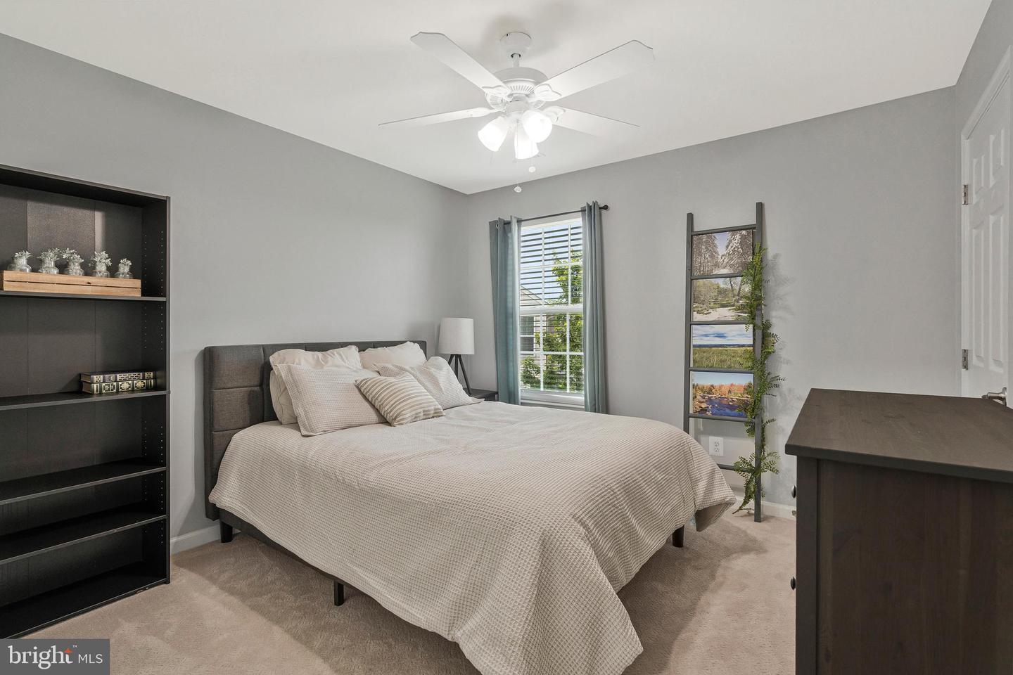 41566 BOSTONIAN PL, ALDIE, Virginia 20105, 5 Bedrooms Bedrooms, ,3 BathroomsBathrooms,Residential,For sale,41566 BOSTONIAN PL,VALO2099114 MLS # VALO2099114