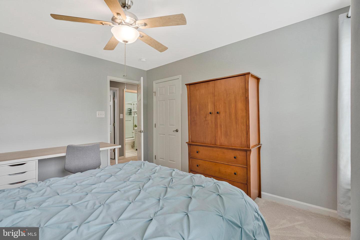 41566 BOSTONIAN PL, ALDIE, Virginia 20105, 5 Bedrooms Bedrooms, ,3 BathroomsBathrooms,Residential,For sale,41566 BOSTONIAN PL,VALO2099114 MLS # VALO2099114