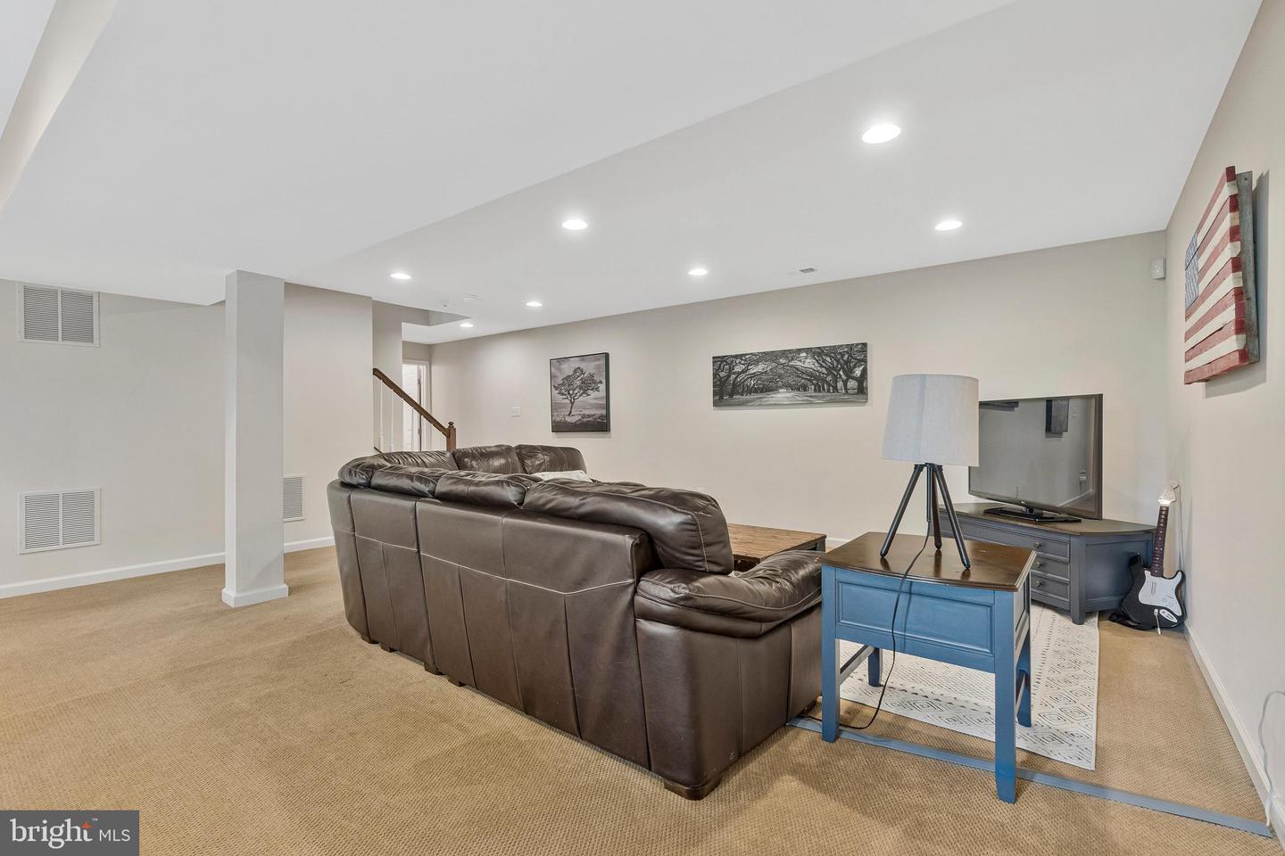 41566 BOSTONIAN PL, ALDIE, Virginia 20105, 5 Bedrooms Bedrooms, ,3 BathroomsBathrooms,Residential,For sale,41566 BOSTONIAN PL,VALO2099114 MLS # VALO2099114