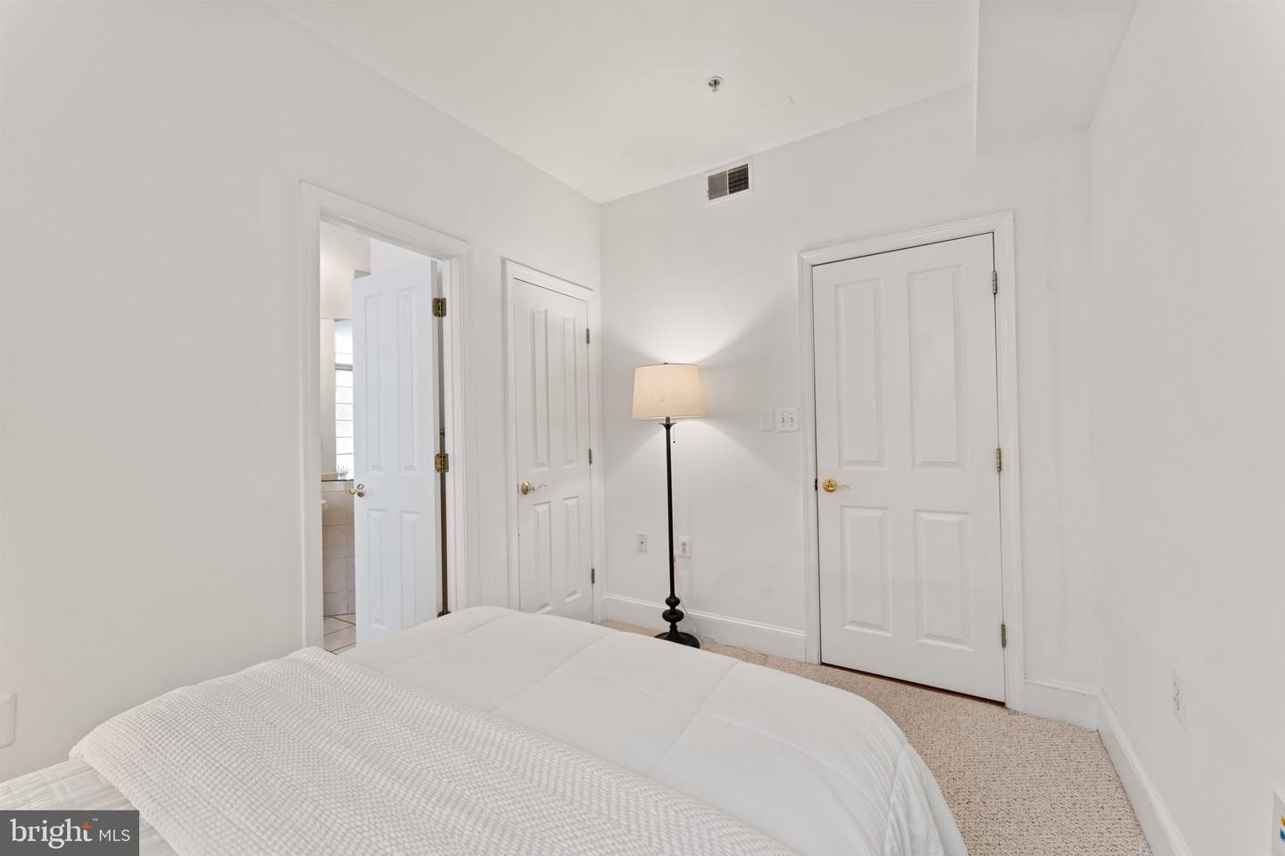 1419 CLIFTON ST NW #204, WASHINGTON, District Of Columbia 20009, 2 Bedrooms Bedrooms, ,2 BathroomsBathrooms,Residential,For sale,1419 CLIFTON ST NW #204,DCDC2204710 MLS # DCDC2204710