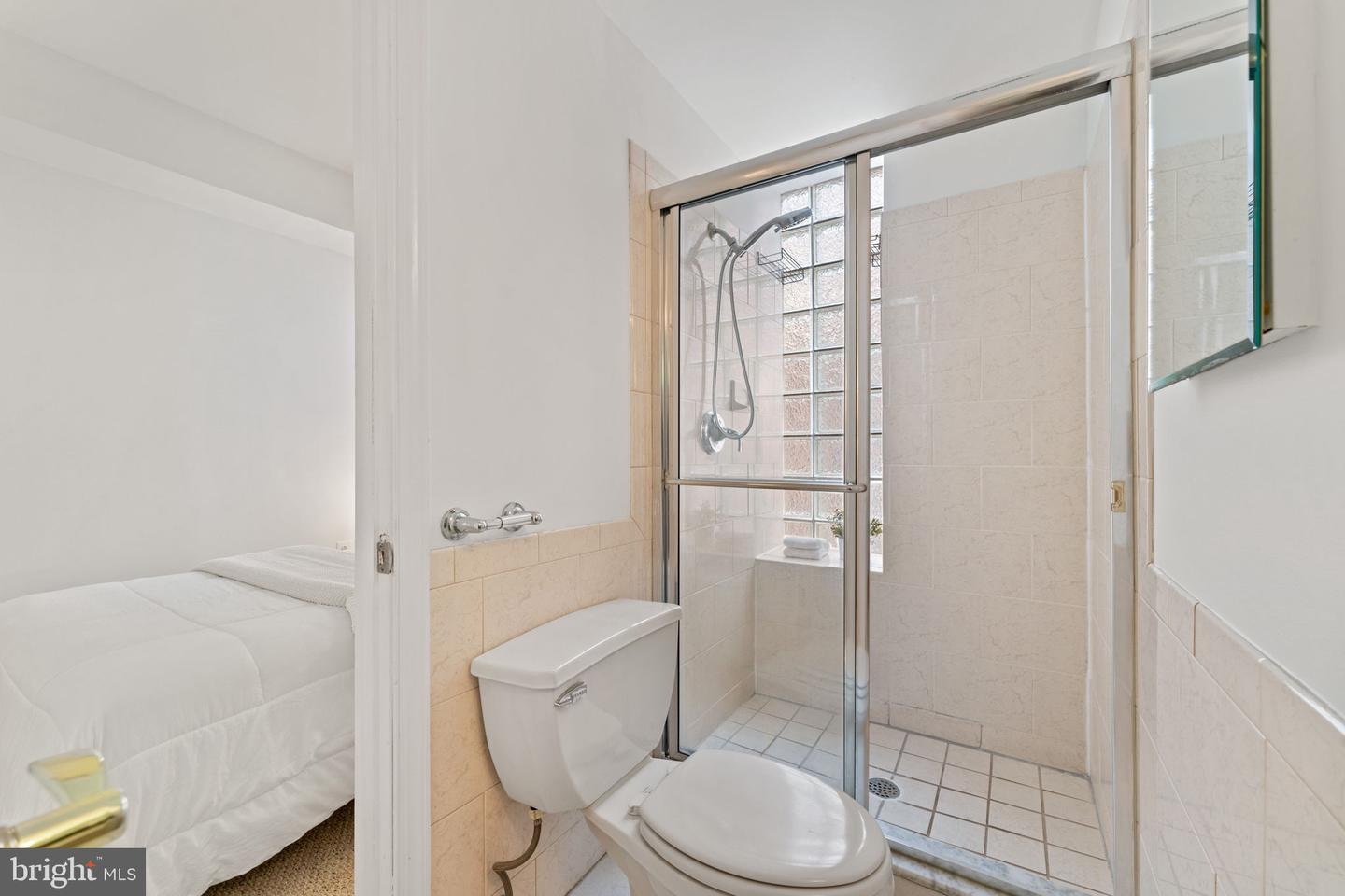 1419 CLIFTON ST NW #204, WASHINGTON, District Of Columbia 20009, 2 Bedrooms Bedrooms, ,2 BathroomsBathrooms,Residential,For sale,1419 CLIFTON ST NW #204,DCDC2204710 MLS # DCDC2204710