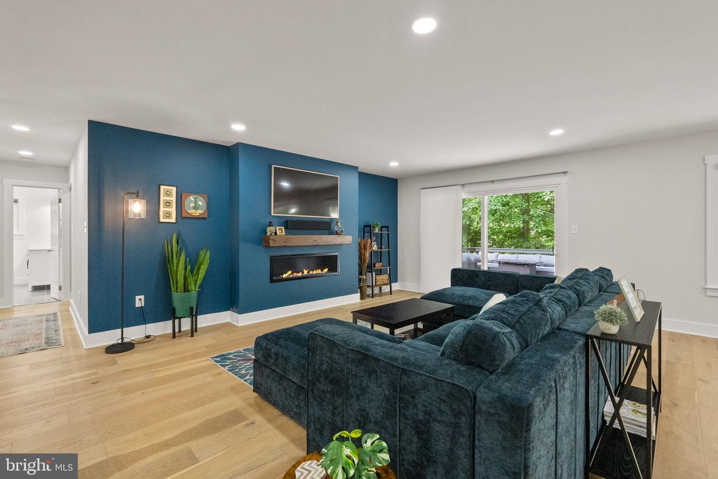 7816 WENDY RIDGE LN, ANNANDALE, Virginia 22003, 4 Bedrooms Bedrooms, ,3 BathroomsBathrooms,Residential,For sale,7816 WENDY RIDGE LN,VAFX2246638 MLS # VAFX2246638