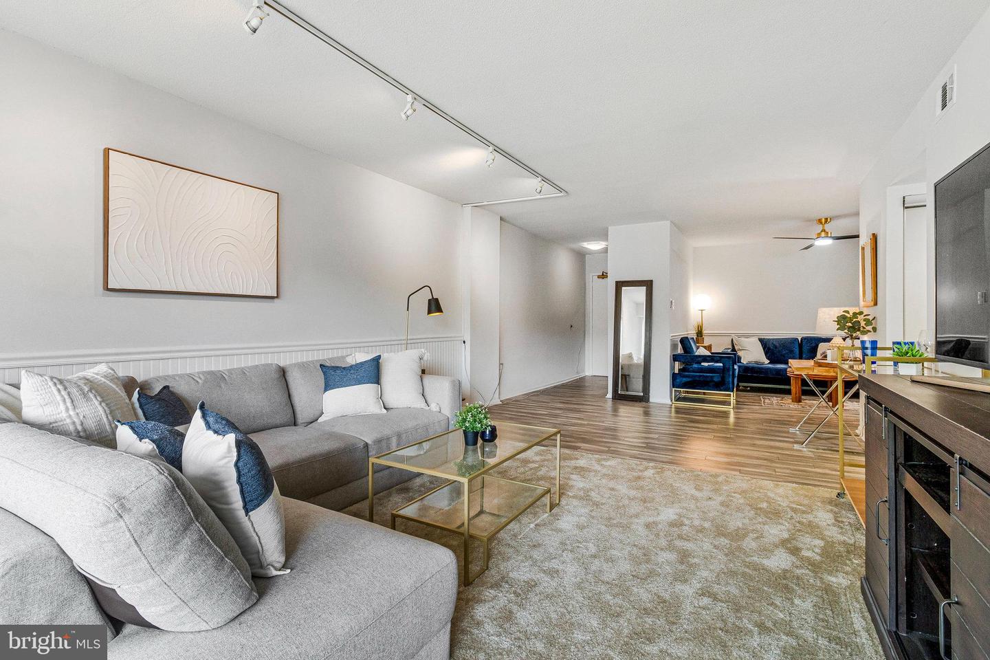 1300 ARMY NAVY DR S #227, ARLINGTON, Virginia 22202, 1 Bedroom Bedrooms, ,1 BathroomBathrooms,Residential,For sale,1300 ARMY NAVY DR S #227,VAAR2058984 MLS # VAAR2058984 1300 ARMY NAVY DR S #227, ARLINGTON, Virginia 22202, 1 Bedroom Bedrooms, ,1 BathroomBathrooms,Residential,For sale,1300 ARMY NAVY DR S #227,VAAR2058984 MLS # VAAR2058984