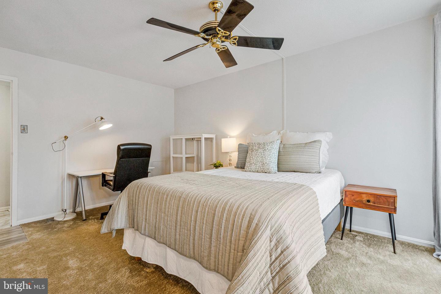 1300 ARMY NAVY DR S #227, ARLINGTON, Virginia 22202, 1 Bedroom Bedrooms, ,1 BathroomBathrooms,Residential,For sale,1300 ARMY NAVY DR S #227,VAAR2058984 MLS # VAAR2058984 1300 ARMY NAVY DR S #227, ARLINGTON, Virginia 22202, 1 Bedroom Bedrooms, ,1 BathroomBathrooms,Residential,For sale,1300 ARMY NAVY DR S #227,VAAR2058984 MLS # VAAR2058984