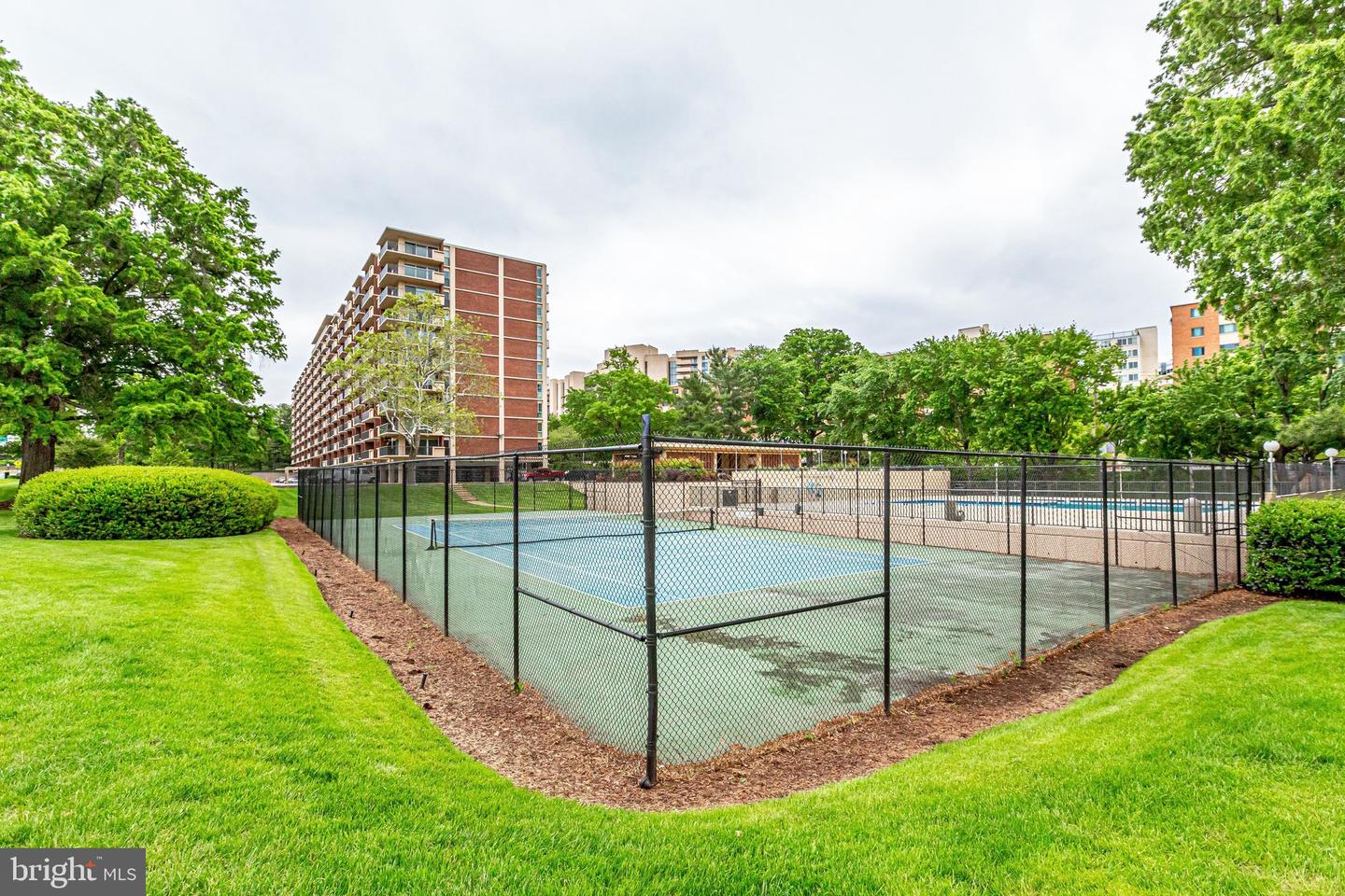 1300 ARMY NAVY DR S #227, ARLINGTON, Virginia 22202, 1 Bedroom Bedrooms, ,1 BathroomBathrooms,Residential,For sale,1300 ARMY NAVY DR S #227,VAAR2058984 MLS # VAAR2058984 1300 ARMY NAVY DR S #227, ARLINGTON, Virginia 22202, 1 Bedroom Bedrooms, ,1 BathroomBathrooms,Residential,For sale,1300 ARMY NAVY DR S #227,VAAR2058984 MLS # VAAR2058984