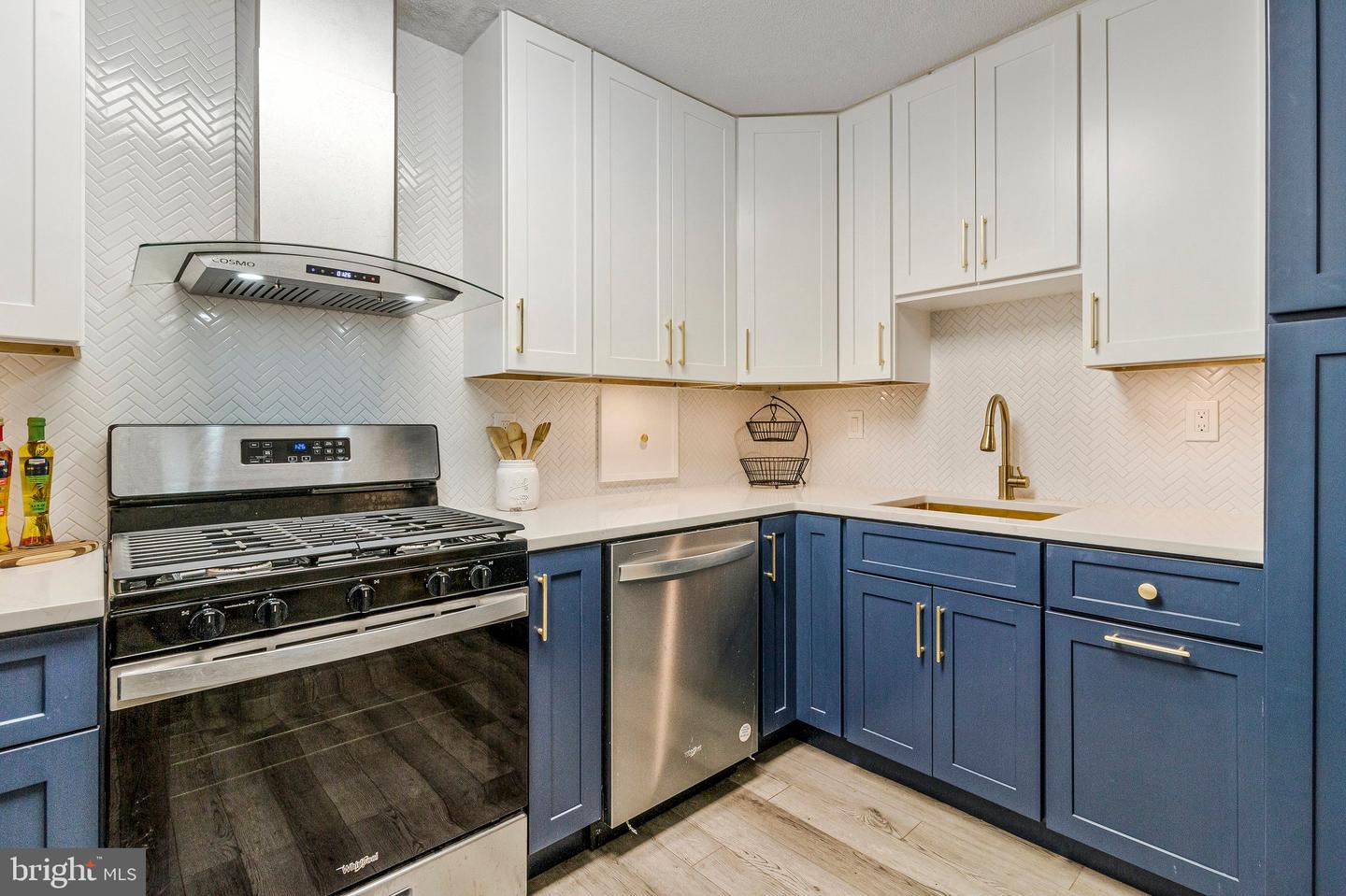 1300 ARMY NAVY DR S #227, ARLINGTON, Virginia 22202, 1 Bedroom Bedrooms, ,1 BathroomBathrooms,Residential,For sale,1300 ARMY NAVY DR S #227,VAAR2058984 MLS # VAAR2058984 1300 ARMY NAVY DR S #227, ARLINGTON, Virginia 22202, 1 Bedroom Bedrooms, ,1 BathroomBathrooms,Residential,For sale,1300 ARMY NAVY DR S #227,VAAR2058984 MLS # VAAR2058984