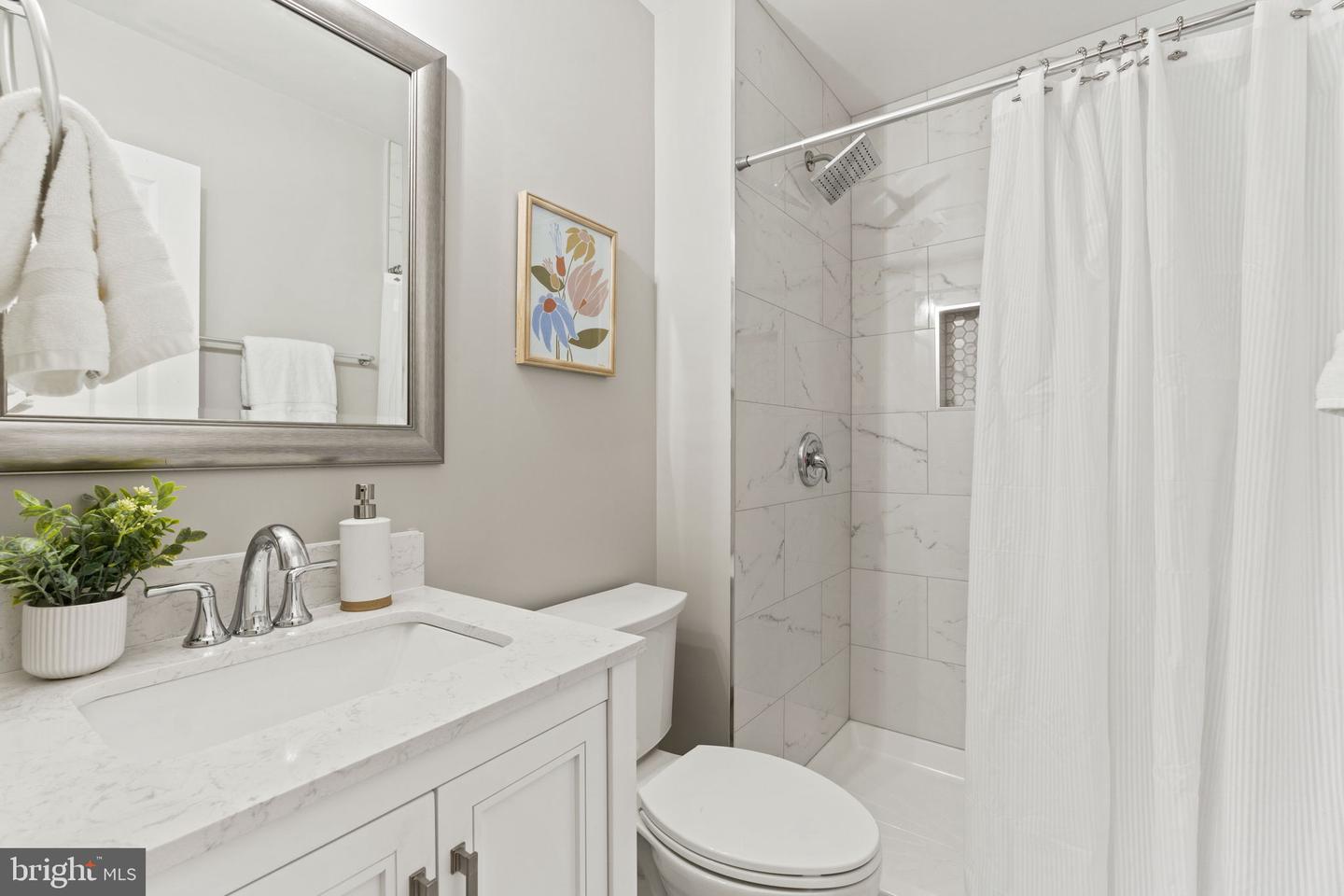 2825 CAMBRIDGE DR, WOODBRIDGE, Virginia 22192, 3 Bedrooms Bedrooms, ,2 BathroomsBathrooms,Residential,For sale,2825 CAMBRIDGE DR,VAPW2096716 MLS # VAPW2096716