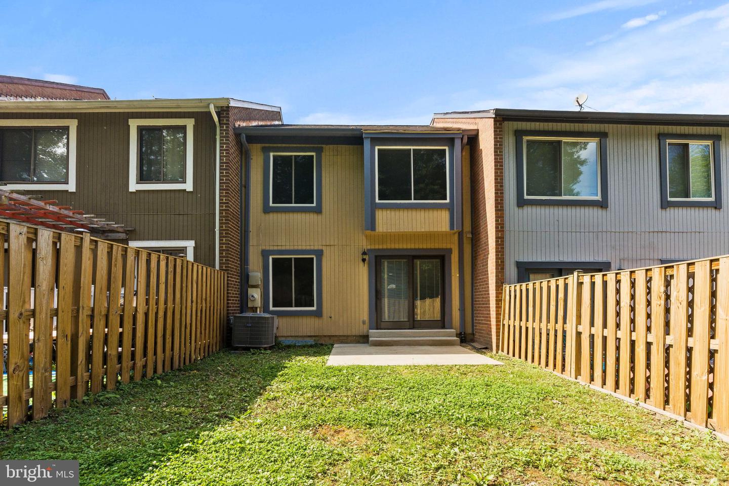 2825 CAMBRIDGE DR, WOODBRIDGE, Virginia 22192, 3 Bedrooms Bedrooms, ,2 BathroomsBathrooms,Residential,For sale,2825 CAMBRIDGE DR,VAPW2096716 MLS # VAPW2096716