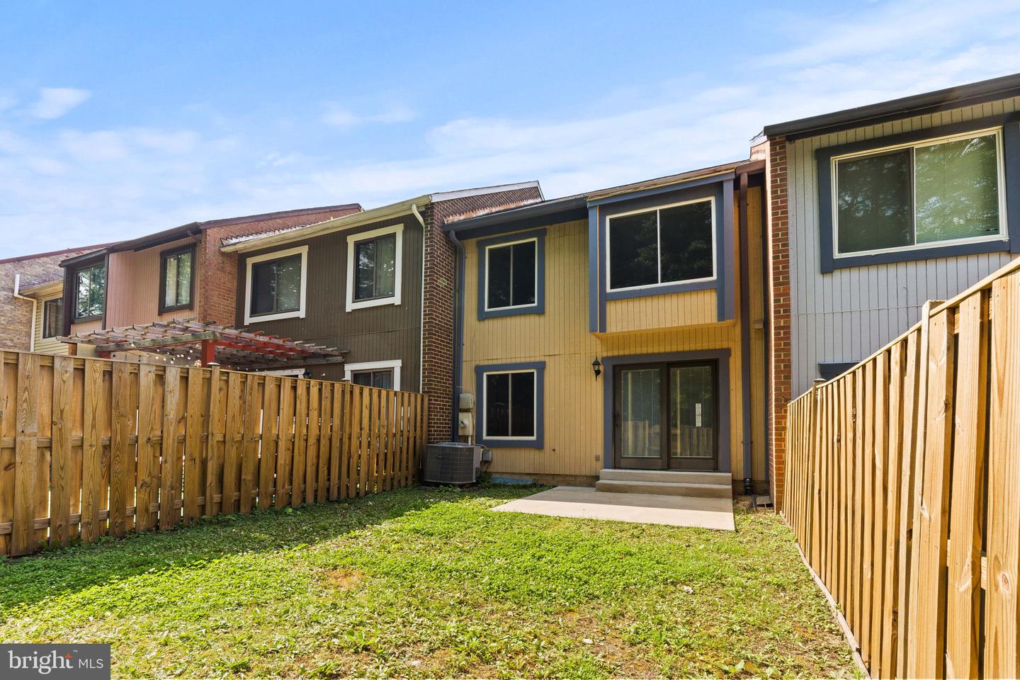 2825 CAMBRIDGE DR, WOODBRIDGE, Virginia 22192, 3 Bedrooms Bedrooms, ,2 BathroomsBathrooms,Residential,For sale,2825 CAMBRIDGE DR,VAPW2096716 MLS # VAPW2096716