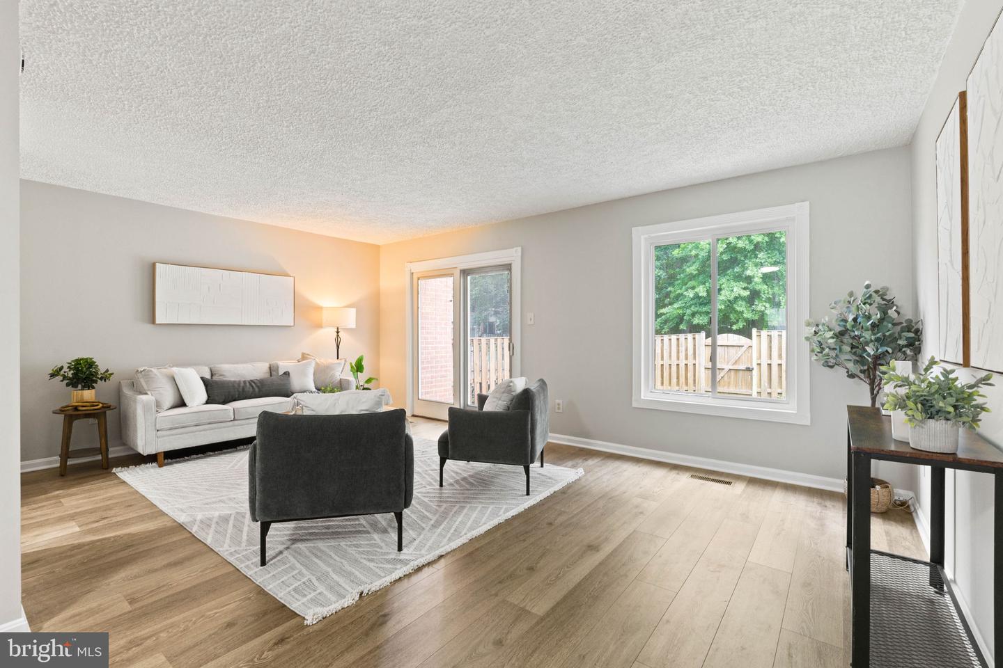 2825 CAMBRIDGE DR, WOODBRIDGE, Virginia 22192, 3 Bedrooms Bedrooms, ,2 BathroomsBathrooms,Residential,For sale,2825 CAMBRIDGE DR,VAPW2096716 MLS # VAPW2096716