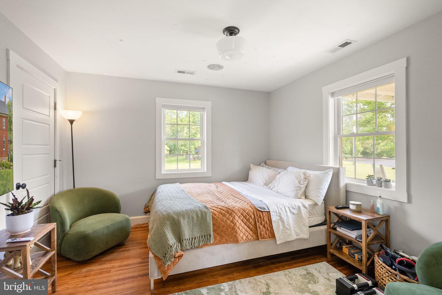 5049 FAIRVIEW LN, BROAD RUN, Virginia 20137, 3 Bedrooms Bedrooms, ,2 BathroomsBathrooms,Residential,For sale,5049 FAIRVIEW LN,VAFQ2016988 MLS # VAFQ2016988