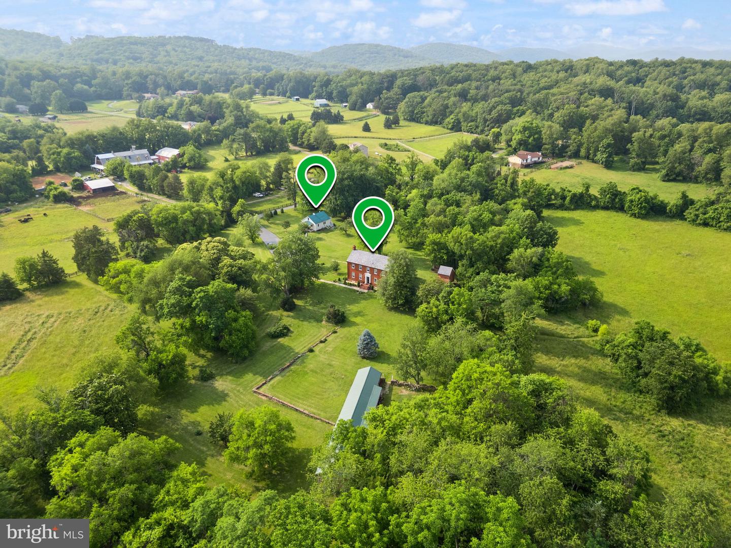 5049 FAIRVIEW LN, BROAD RUN, Virginia 20137, 3 Bedrooms Bedrooms, ,2 BathroomsBathrooms,Residential,For sale,5049 FAIRVIEW LN,VAFQ2016988 MLS # VAFQ2016988