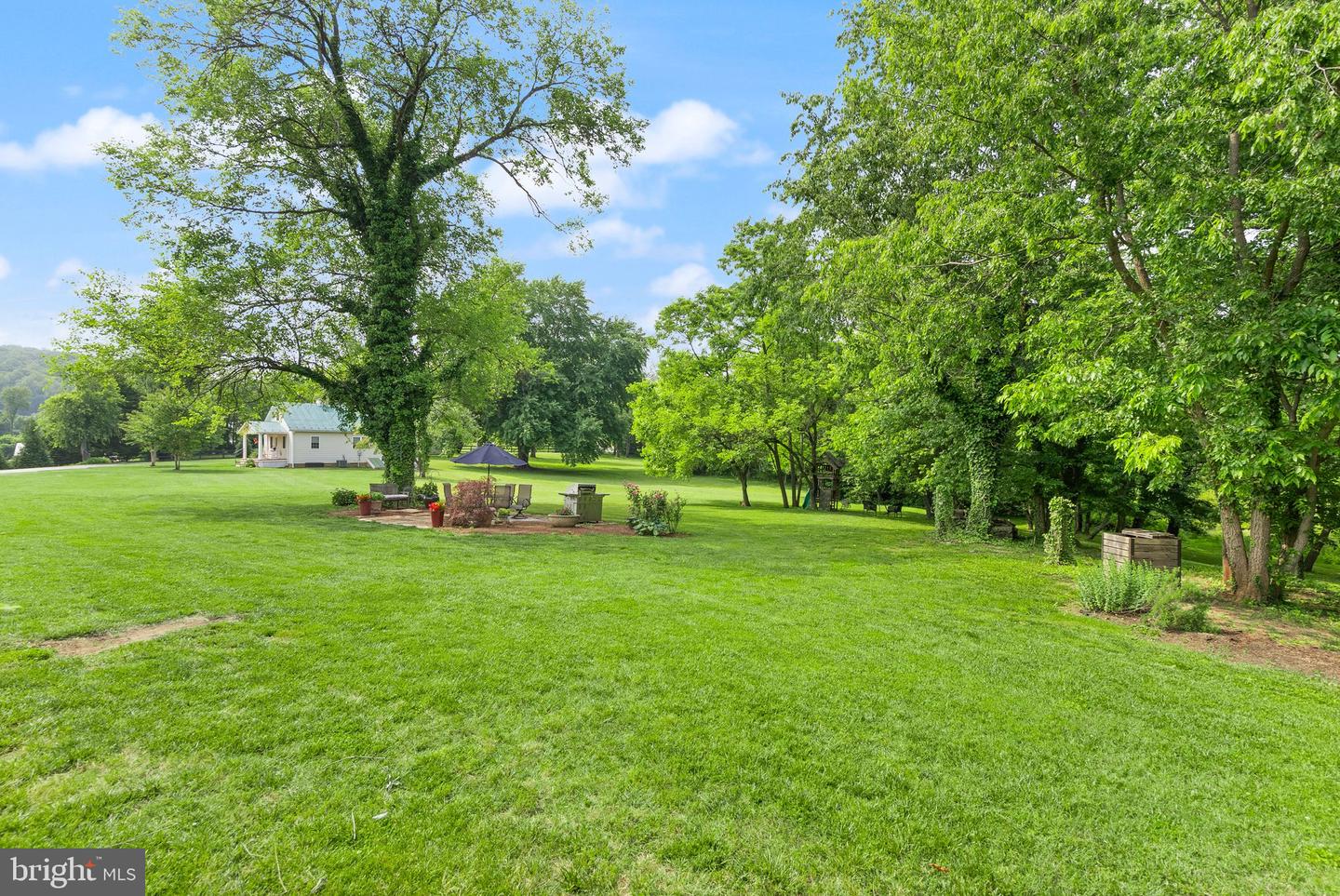 5049 FAIRVIEW LN, BROAD RUN, Virginia 20137, 3 Bedrooms Bedrooms, ,2 BathroomsBathrooms,Residential,For sale,5049 FAIRVIEW LN,VAFQ2016988 MLS # VAFQ2016988