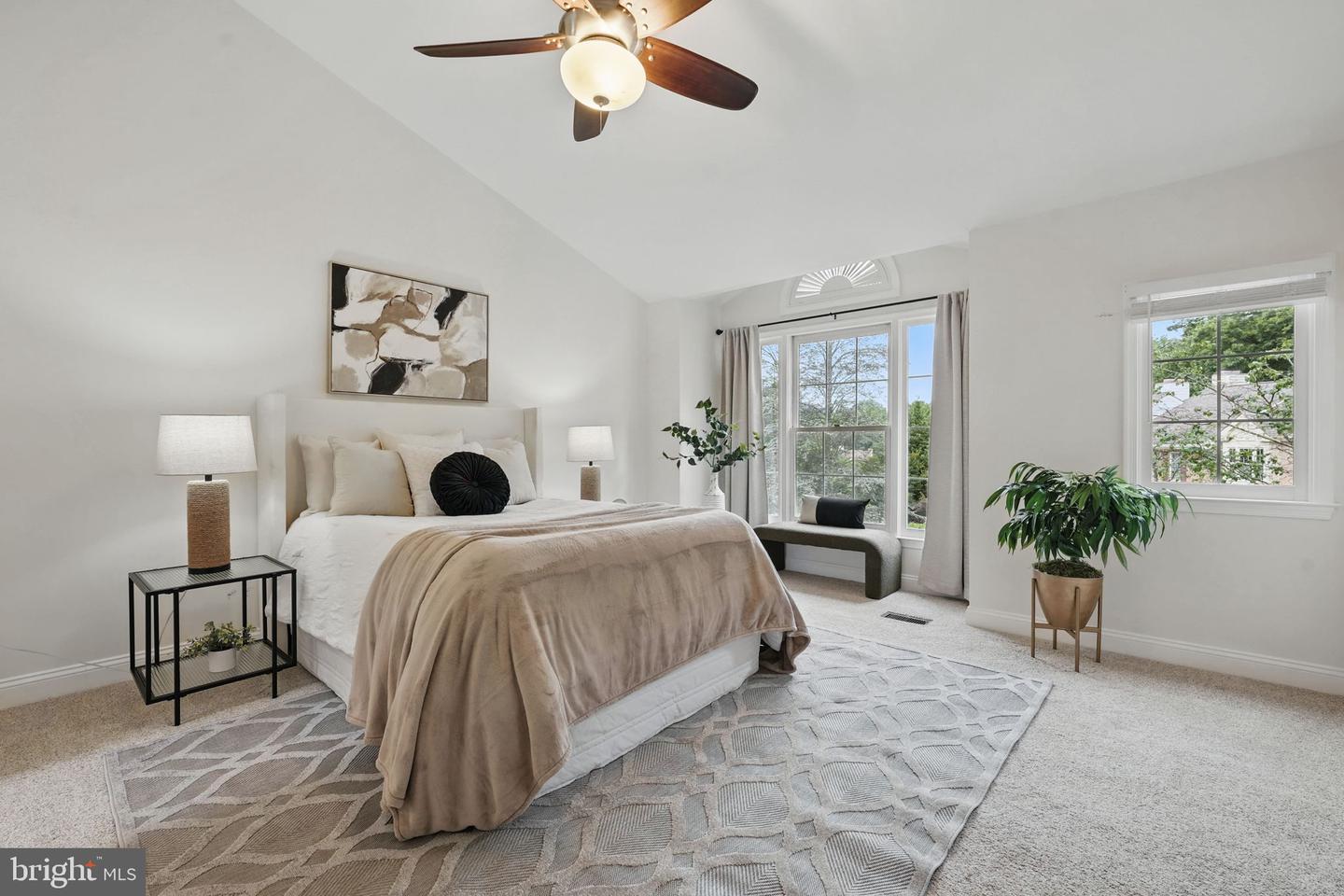 1393 HERITAGE OAK WAY, RESTON, Virginia 20194, 3 Bedrooms Bedrooms, ,2 BathroomsBathrooms,Residential,For sale,1393 HERITAGE OAK WAY,VAFX2246468 MLS # VAFX2246468
