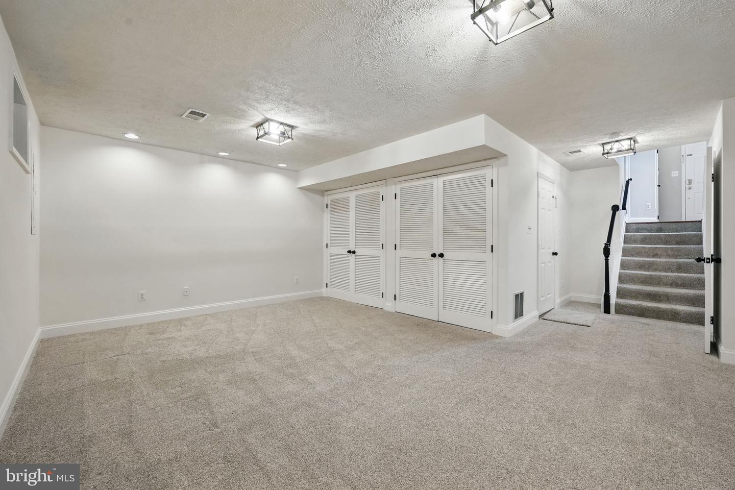 1393 HERITAGE OAK WAY, RESTON, Virginia 20194, 3 Bedrooms Bedrooms, ,2 BathroomsBathrooms,Residential,For sale,1393 HERITAGE OAK WAY,VAFX2246468 MLS # VAFX2246468