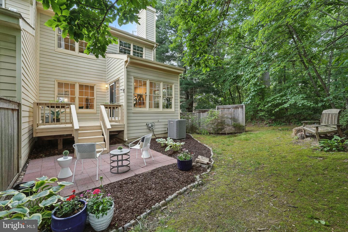 1393 HERITAGE OAK WAY, RESTON, Virginia 20194, 3 Bedrooms Bedrooms, ,2 BathroomsBathrooms,Residential,For sale,1393 HERITAGE OAK WAY,VAFX2246468 MLS # VAFX2246468