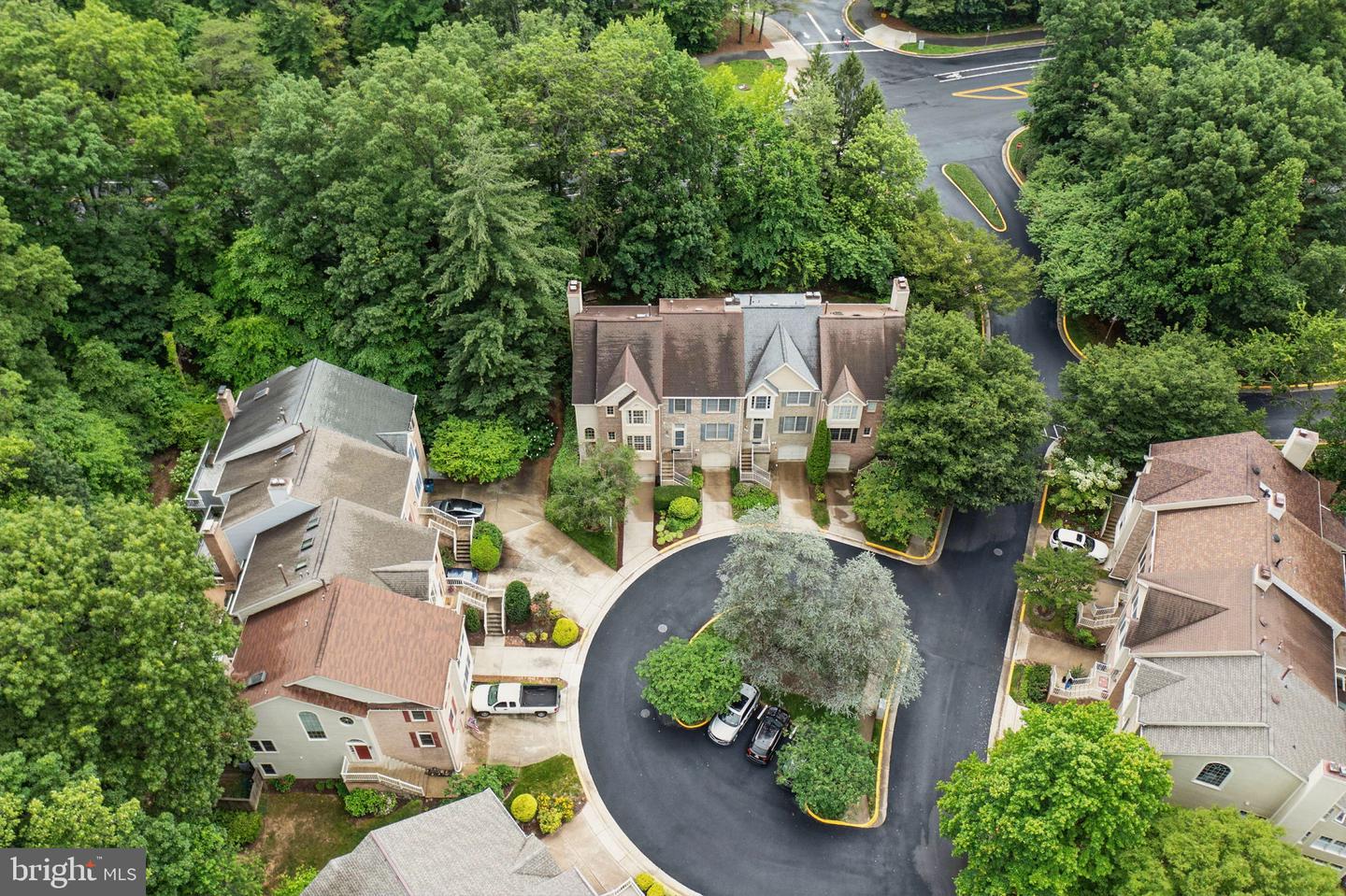 1393 HERITAGE OAK WAY, RESTON, Virginia 20194, 3 Bedrooms Bedrooms, ,2 BathroomsBathrooms,Residential,For sale,1393 HERITAGE OAK WAY,VAFX2246468 MLS # VAFX2246468