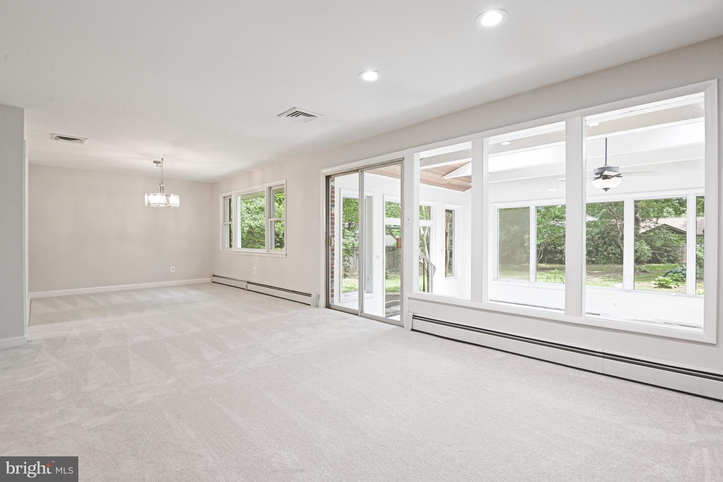 10108 GLENMERE RD, FAIRFAX, Virginia 22032, 5 Bedrooms Bedrooms, ,4 BathroomsBathrooms,Residential,For sale,10108 GLENMERE RD,VAFX2246488 MLS # VAFX2246488