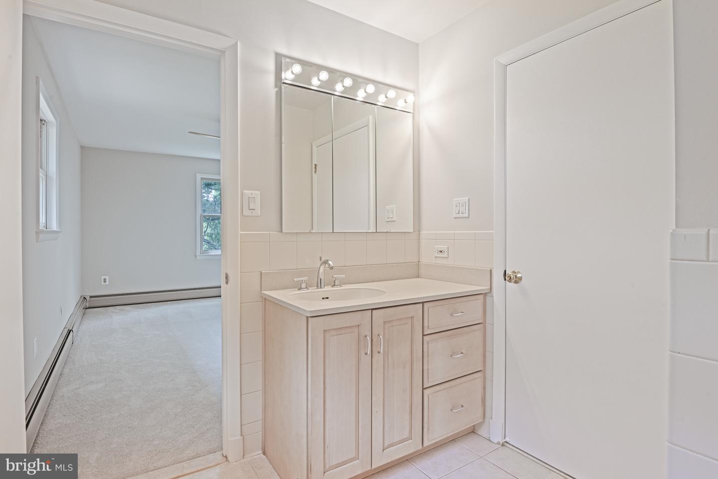 10108 GLENMERE RD, FAIRFAX, Virginia 22032, 5 Bedrooms Bedrooms, ,4 BathroomsBathrooms,Residential,For sale,10108 GLENMERE RD,VAFX2246488 MLS # VAFX2246488